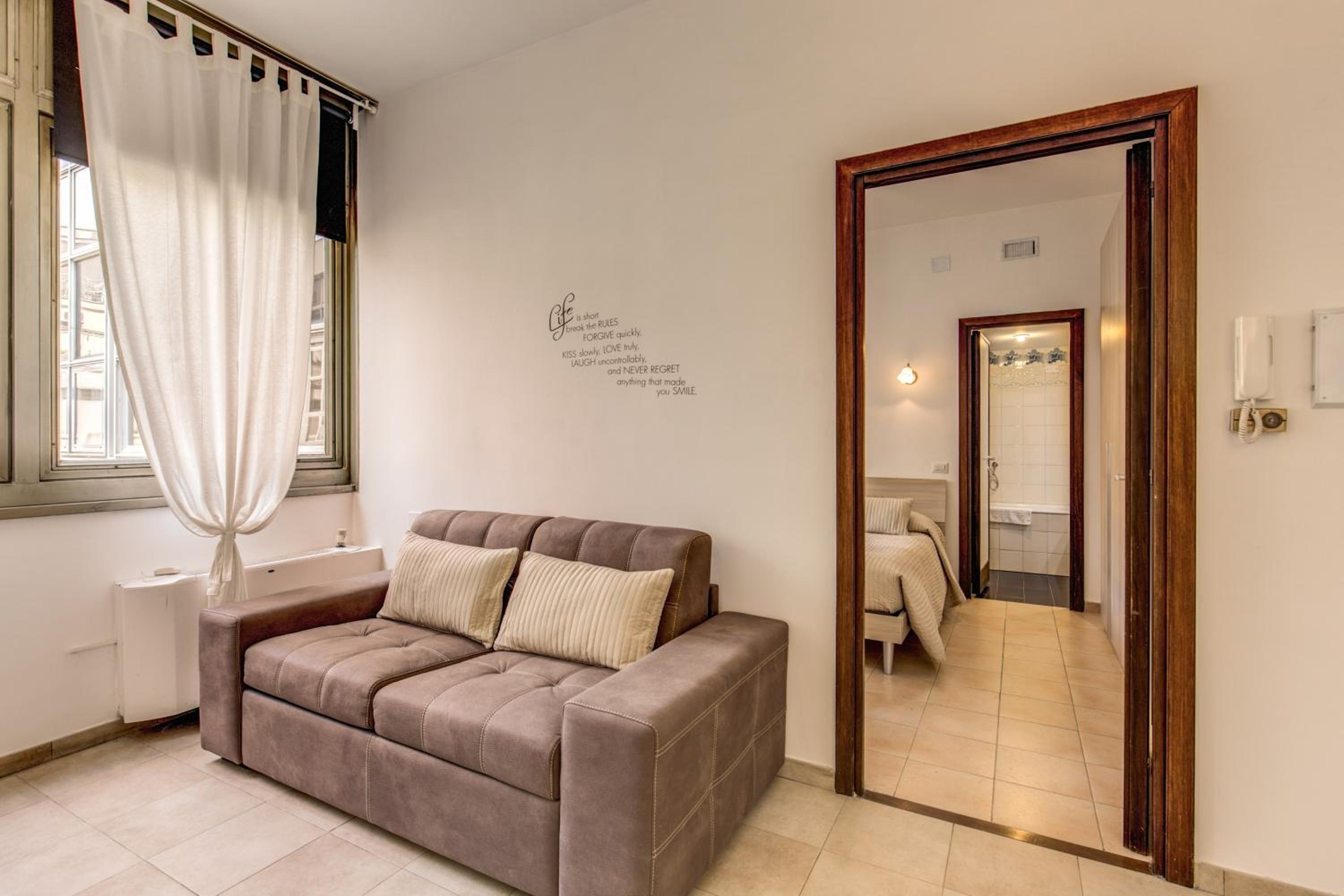 M&L Apartments - Ardesia Colosseo