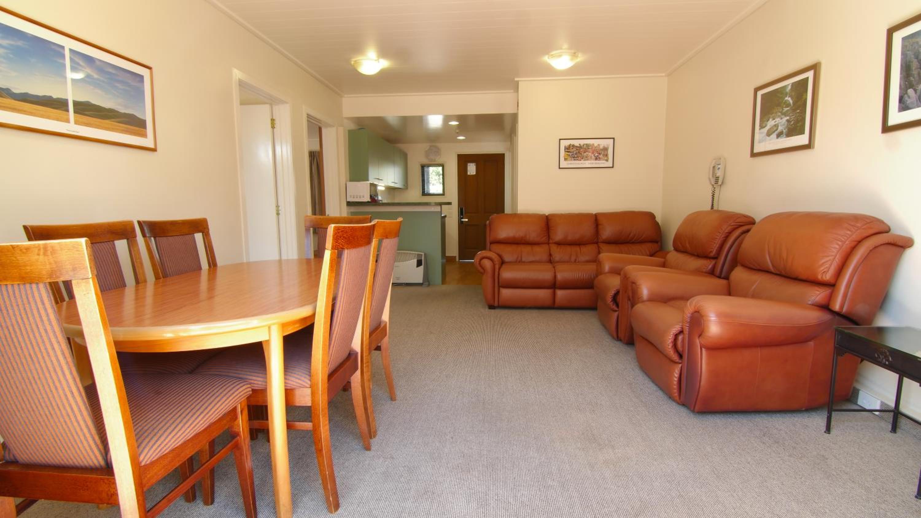 Country Glen Lodge