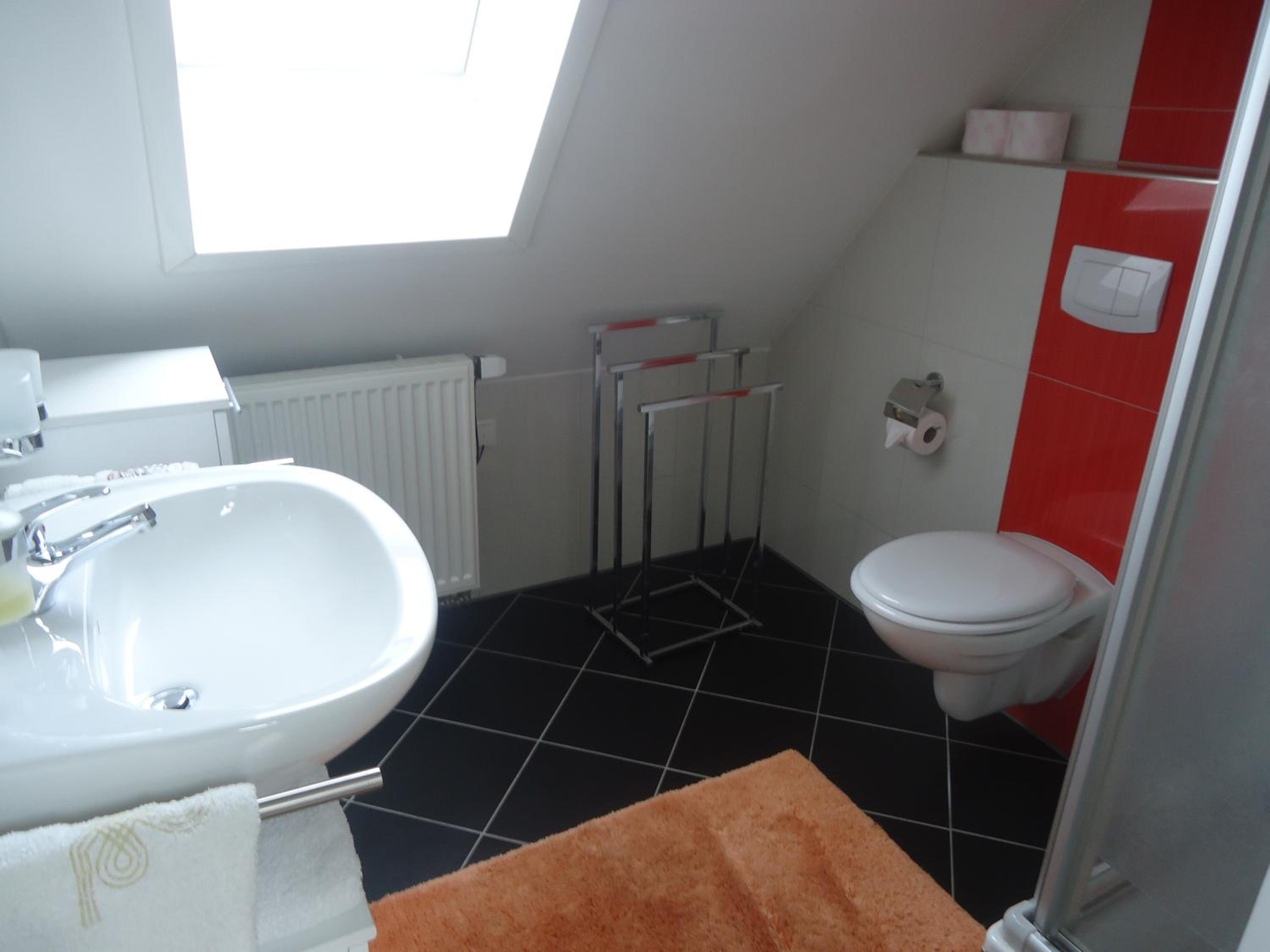 Photo 48