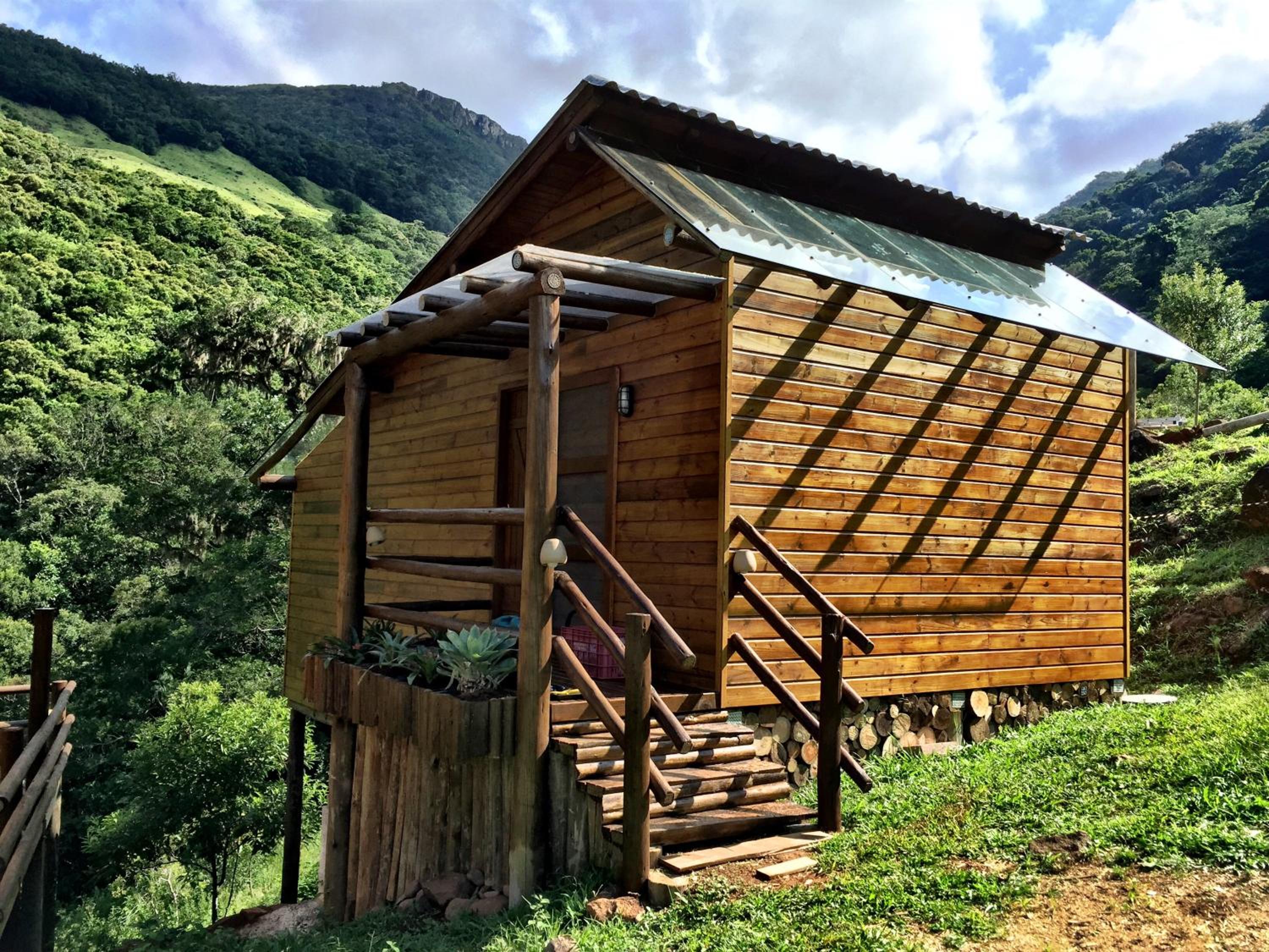 Cachoeira dos Borges Cabanas e Parque