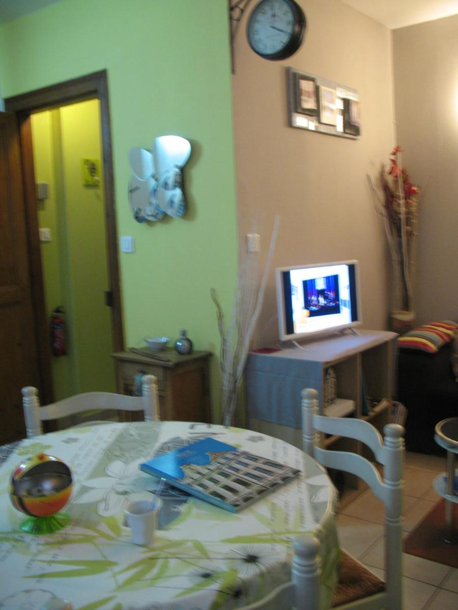 Photo 33