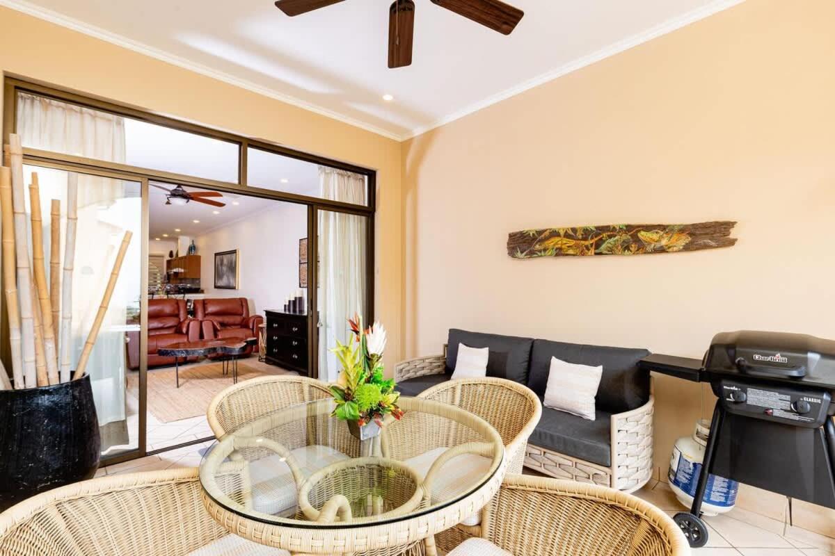 Sunrise 27- 2 Bedroom Ocean View Condo