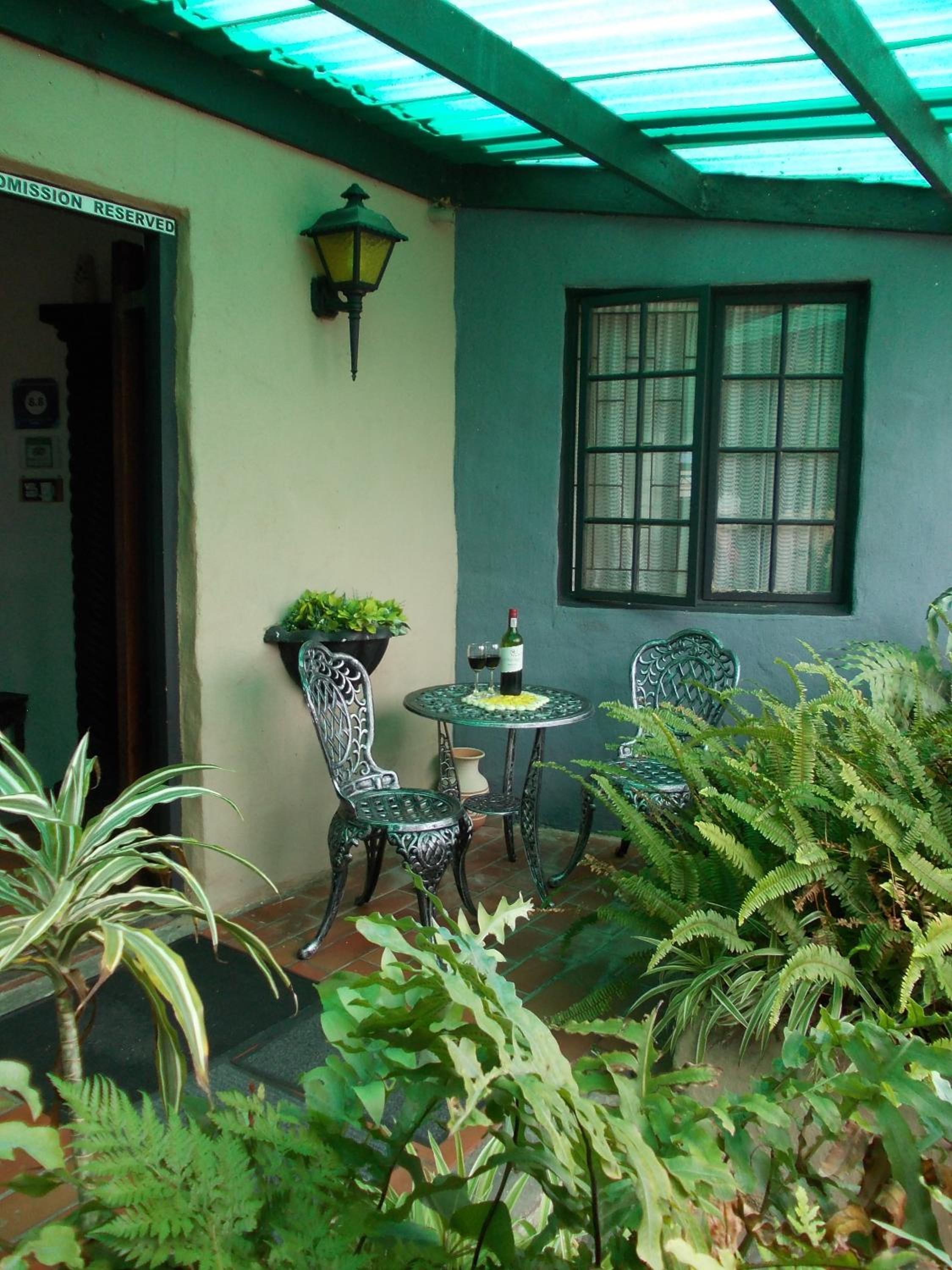 Villa Ocean Crest B&B