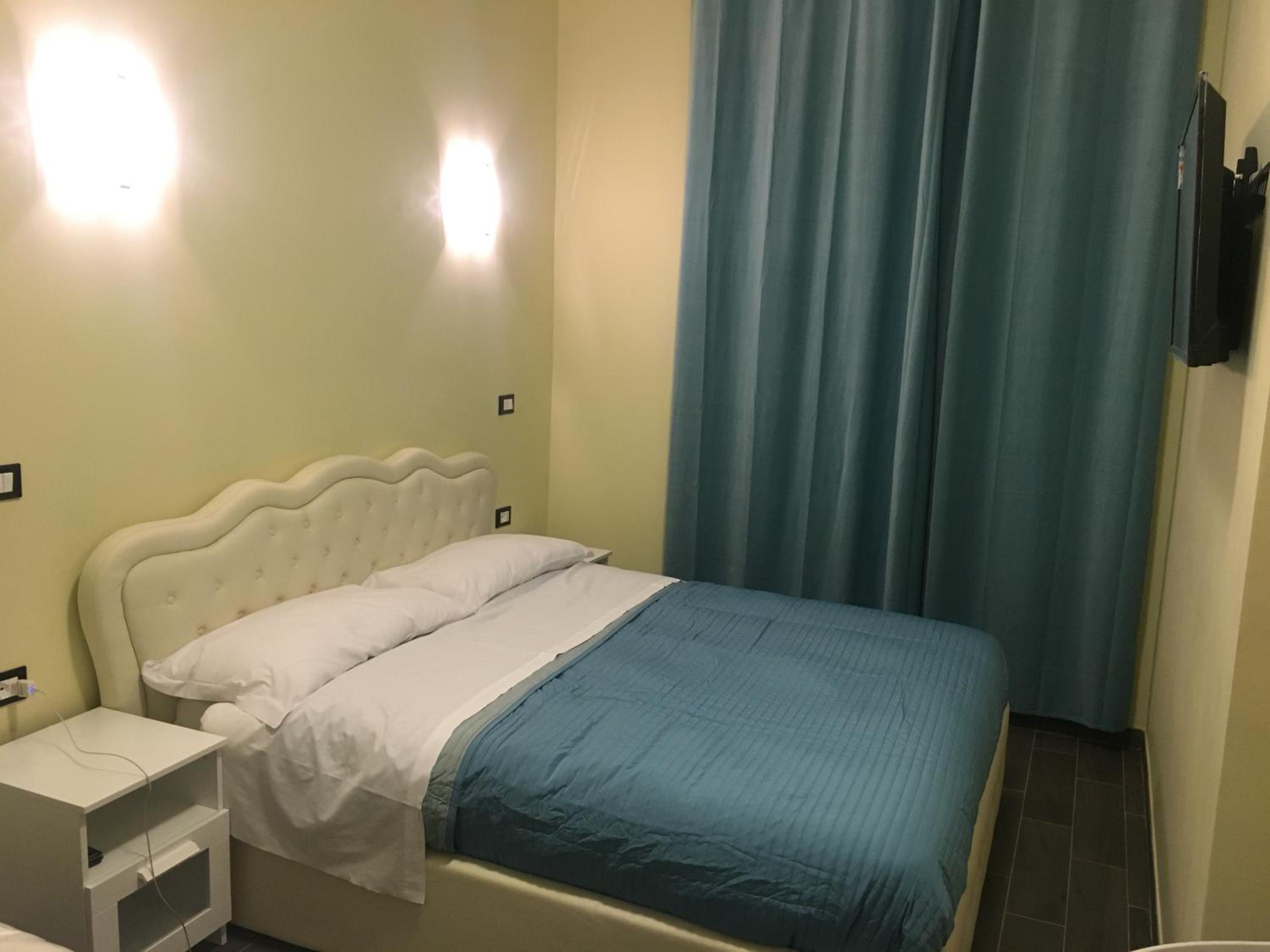 Favola Romana - Guest House
