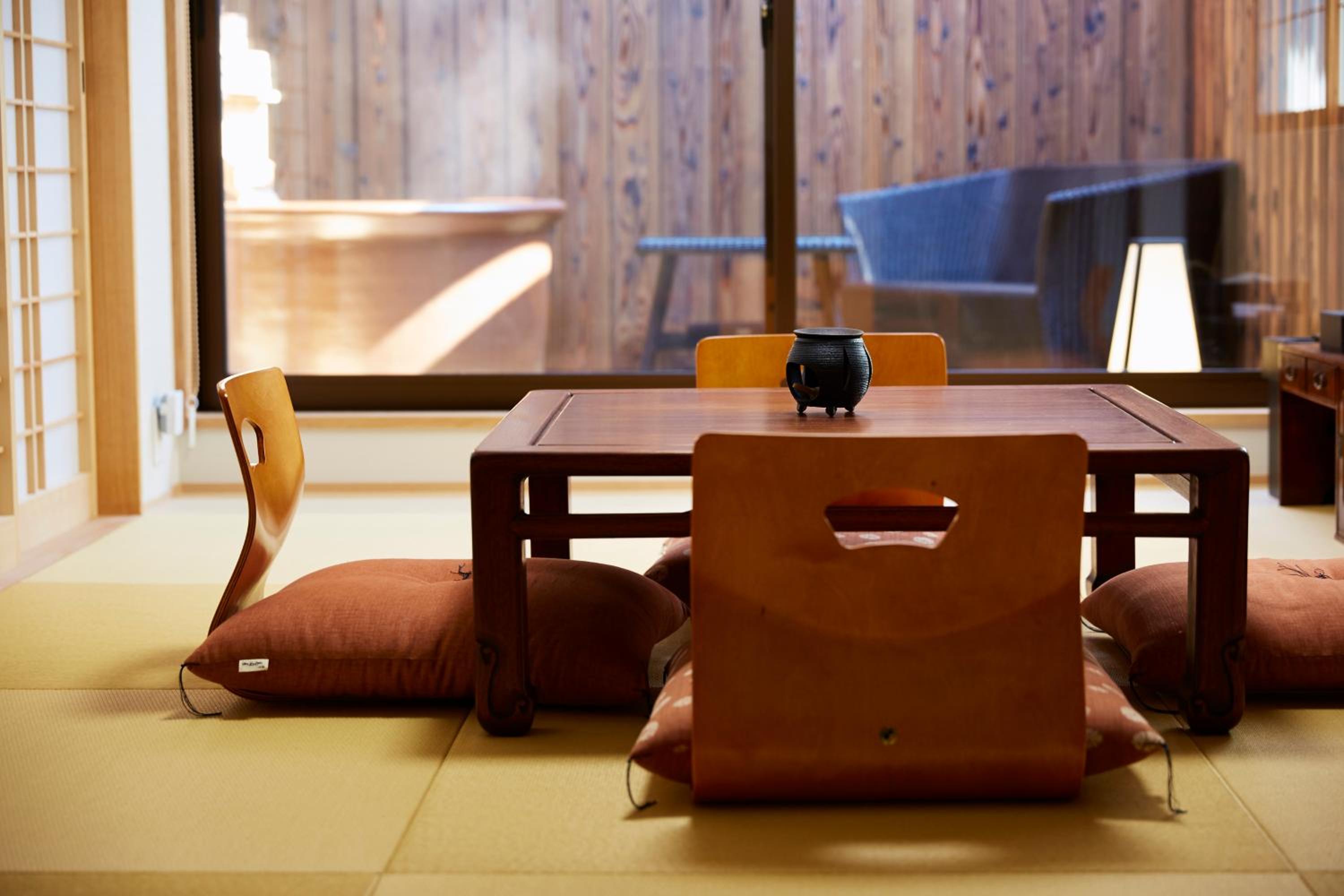 Nazuna Kyoto Nijo-jo 33