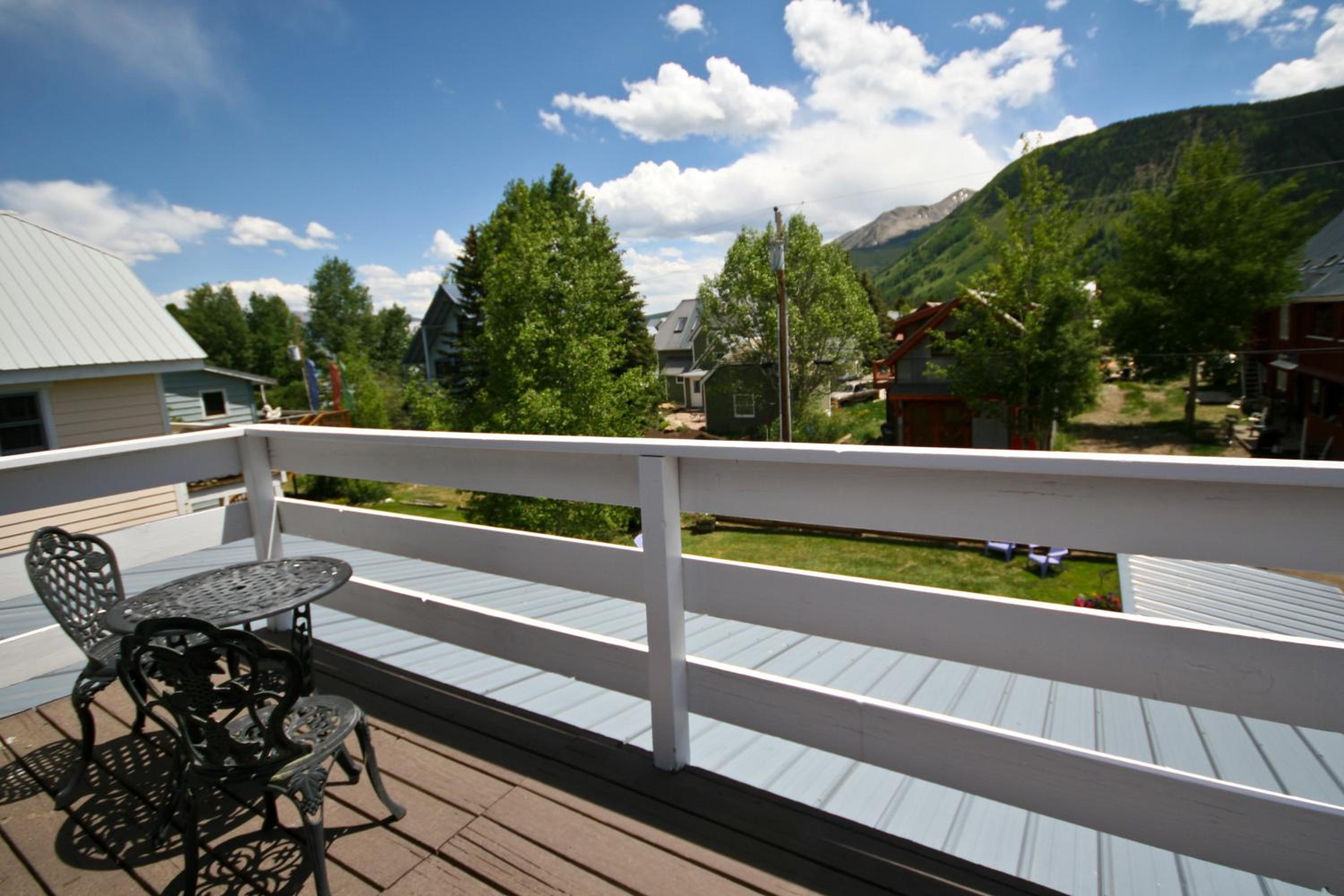 Purple Mountain Bed & Breakfast & Spa