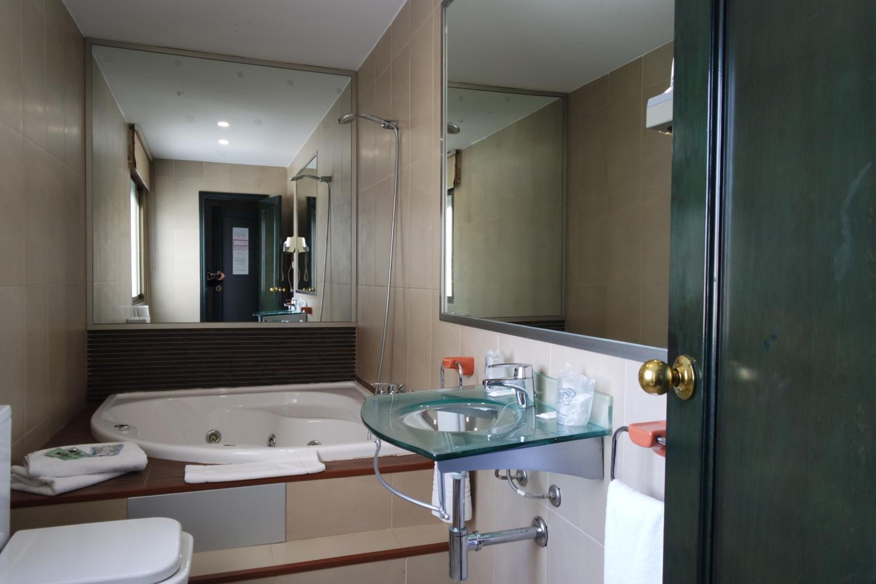 Almeria Vacations - Hotel Sol Almeria - Property Image 2