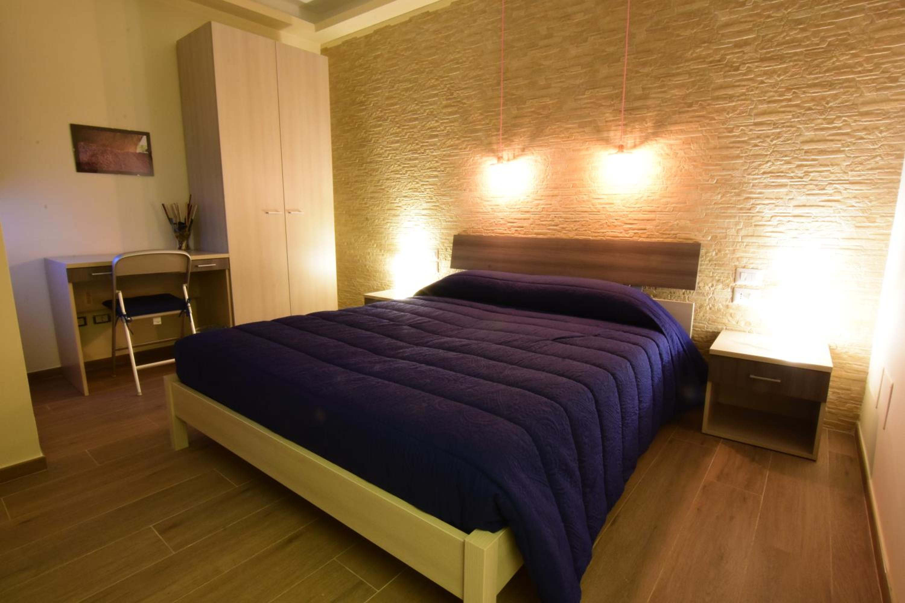 DIETRO L'ANGOLO photo 3