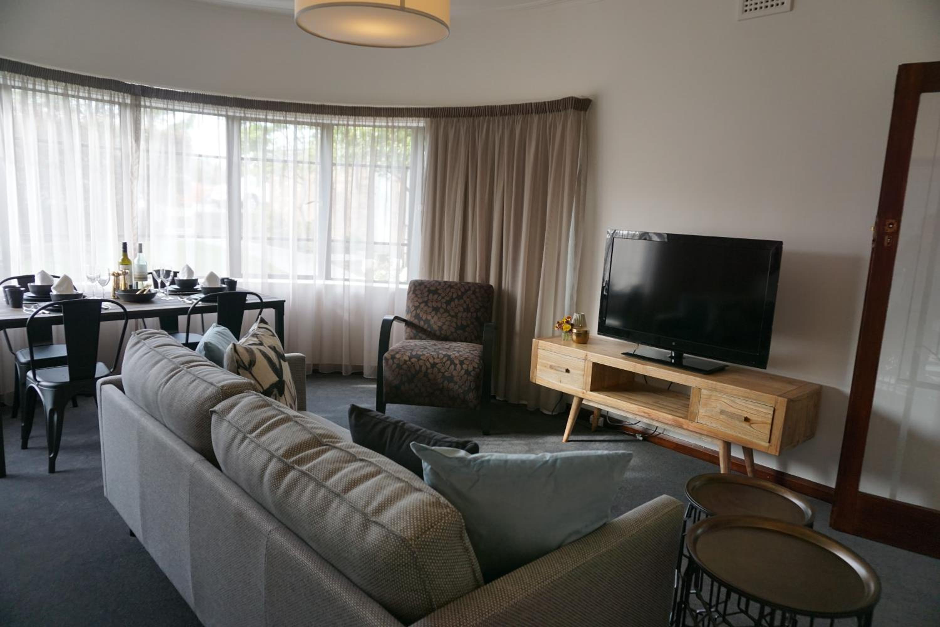 Launceston Vacations - Southlynne - Property Image 3