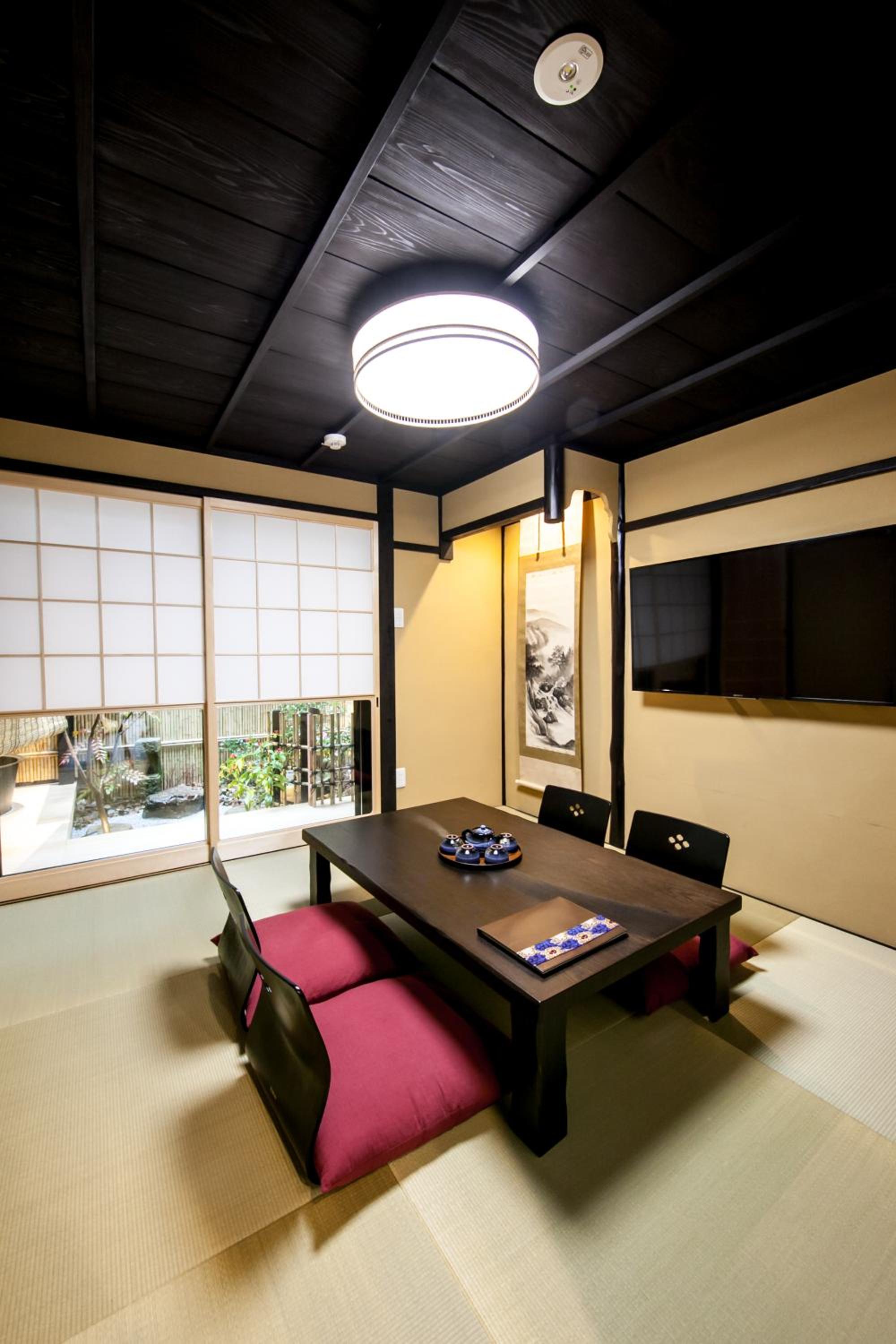 Miro Shichjo Hanabatakecho Tei