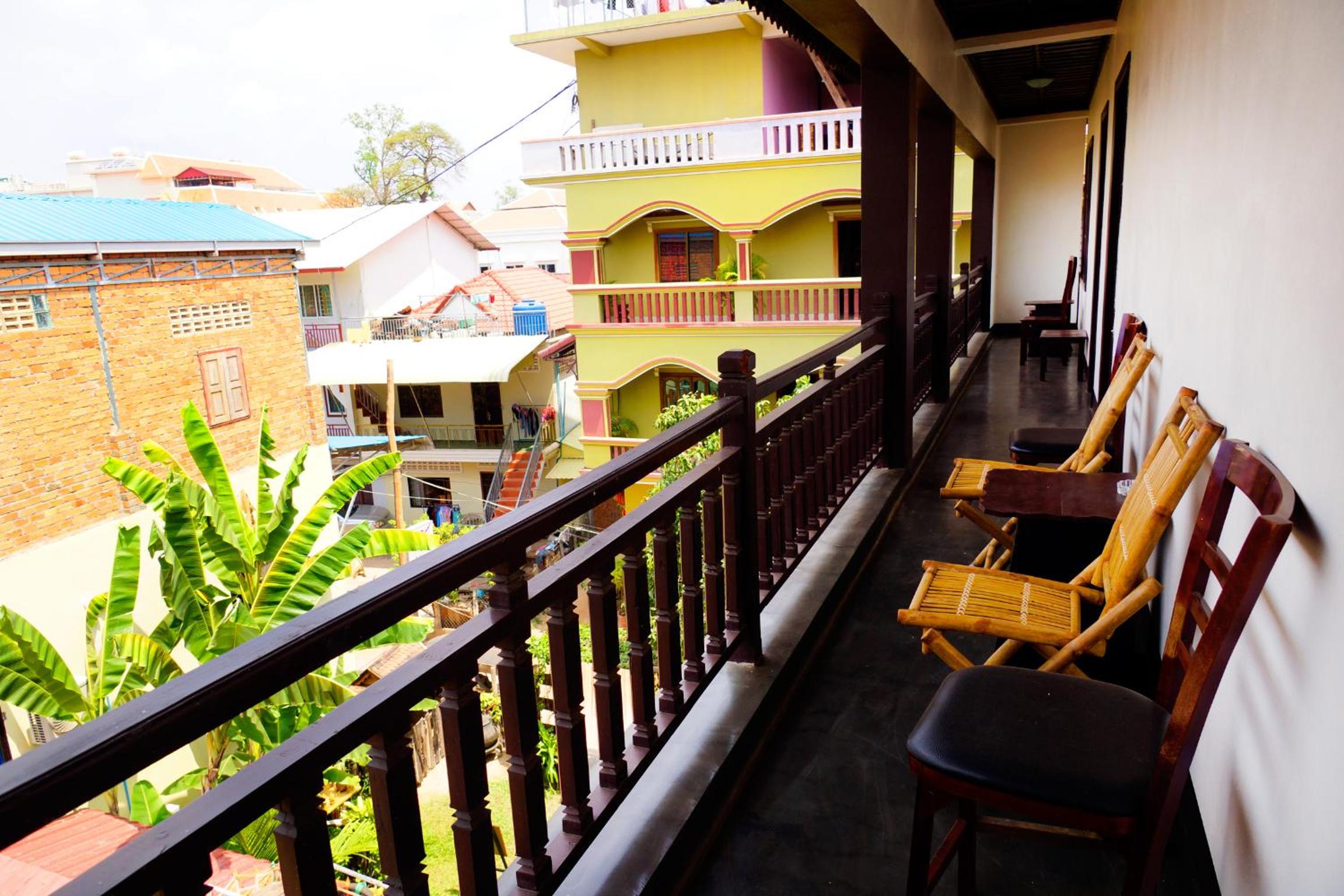 Uncle Sam Villa