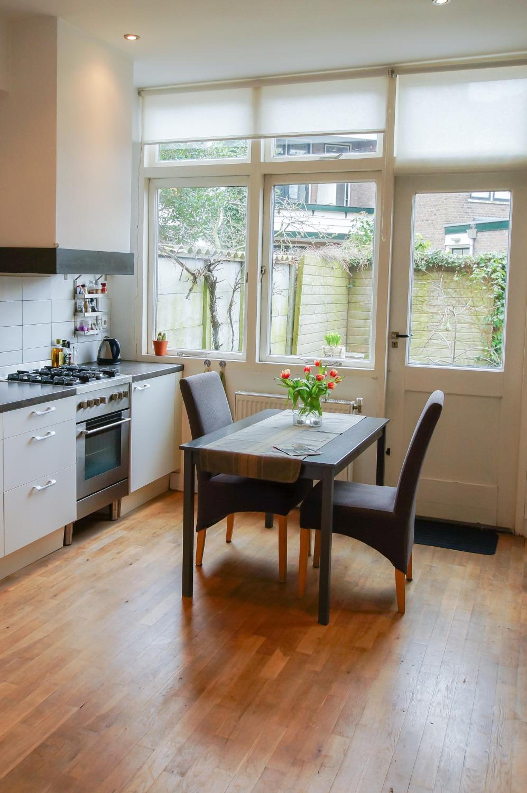 Apartment Havenstraat en Delft — kitchen