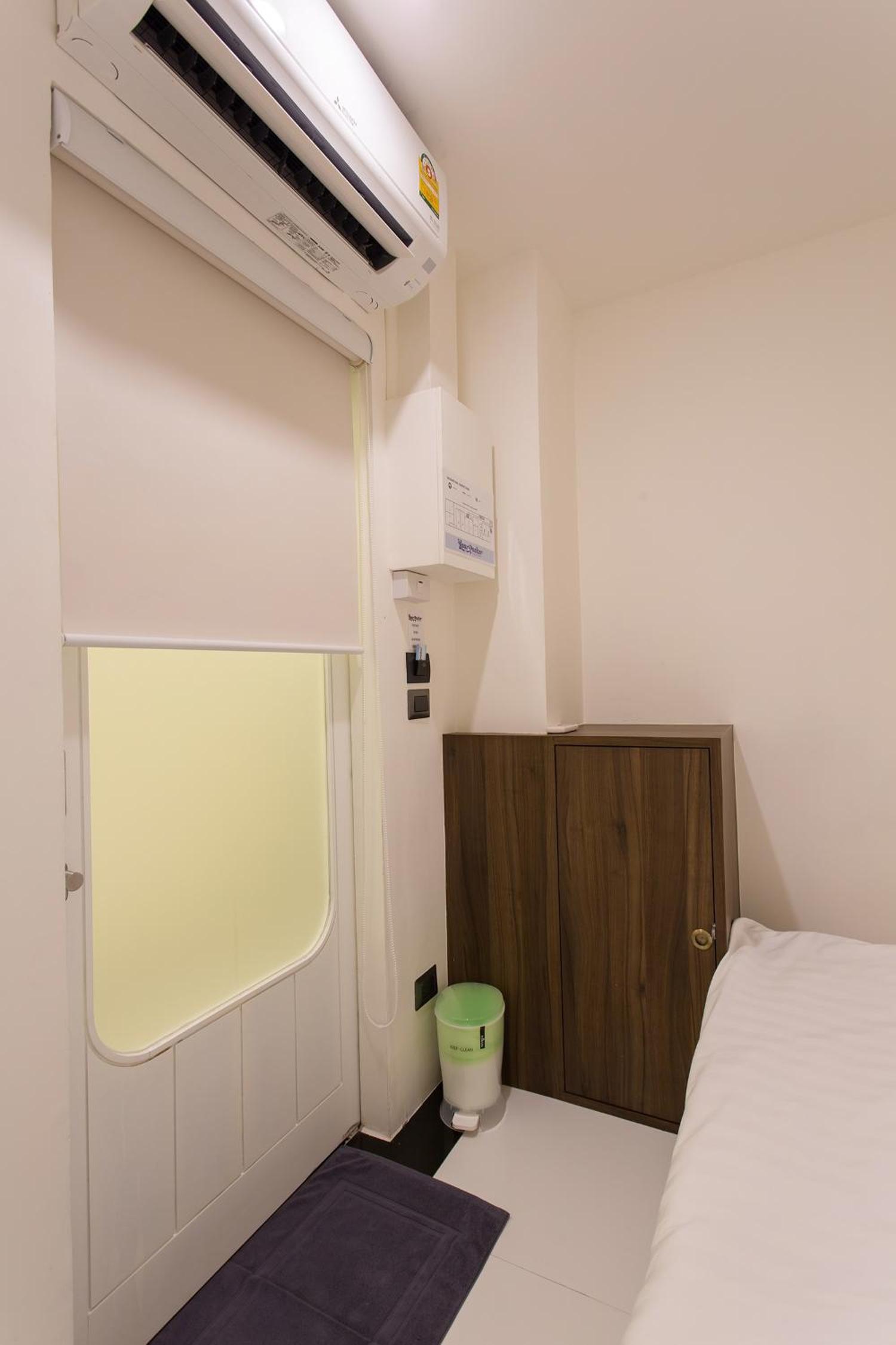 BearPacker Patong Hostel