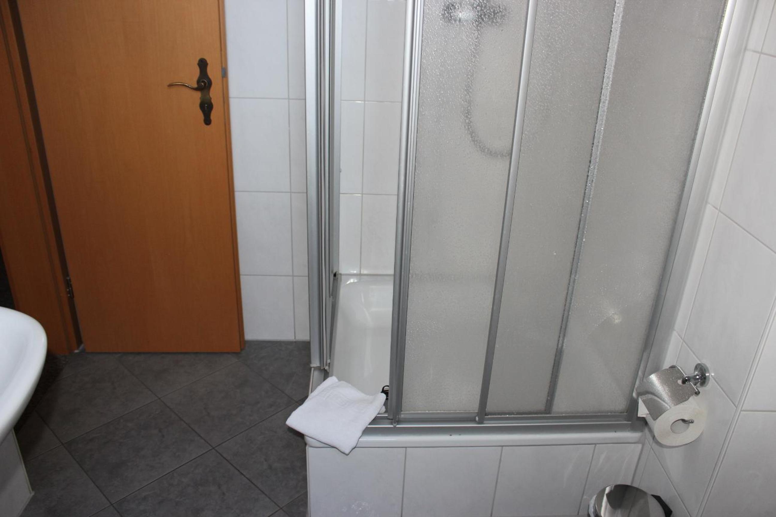 Photo 27