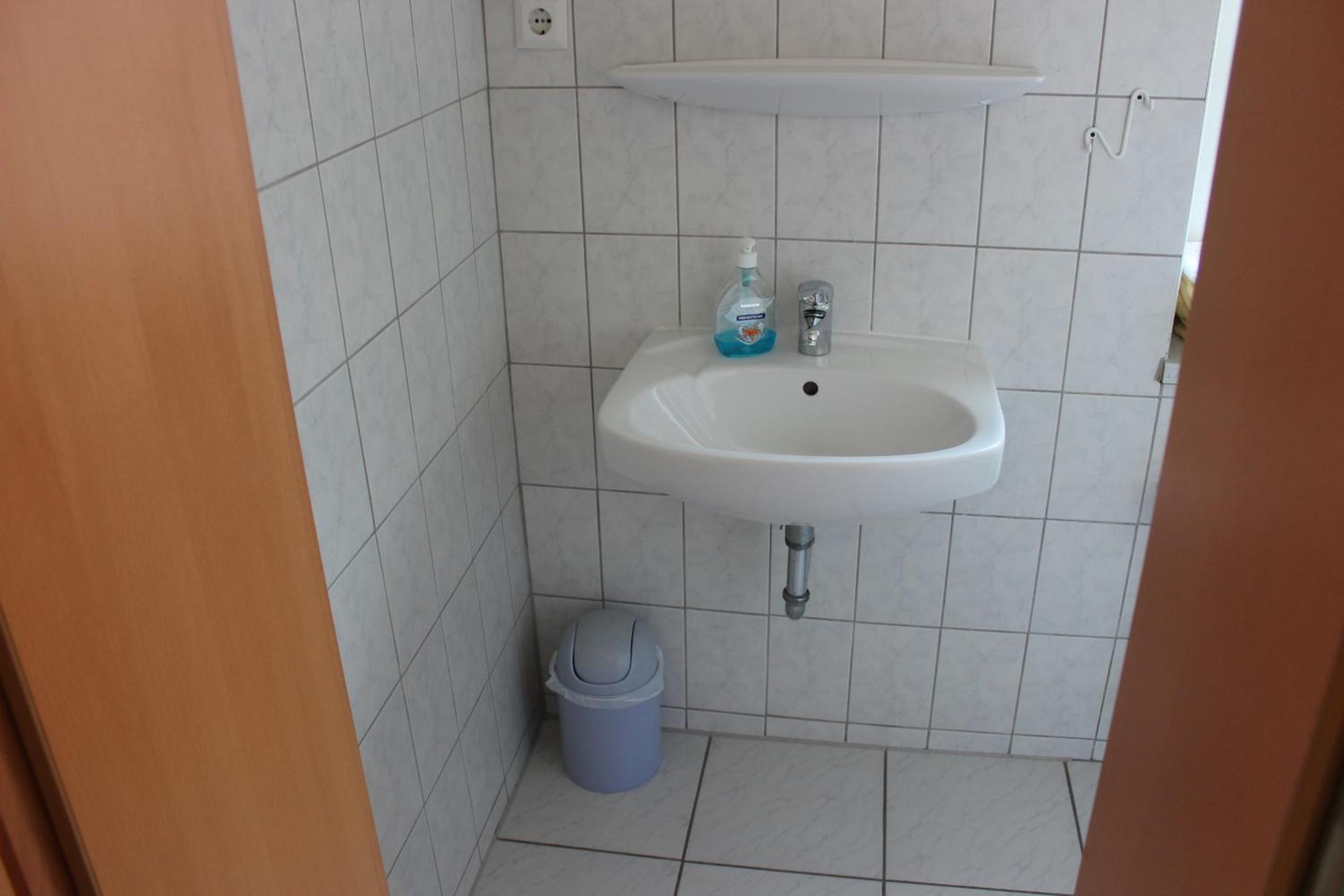 Photo 32