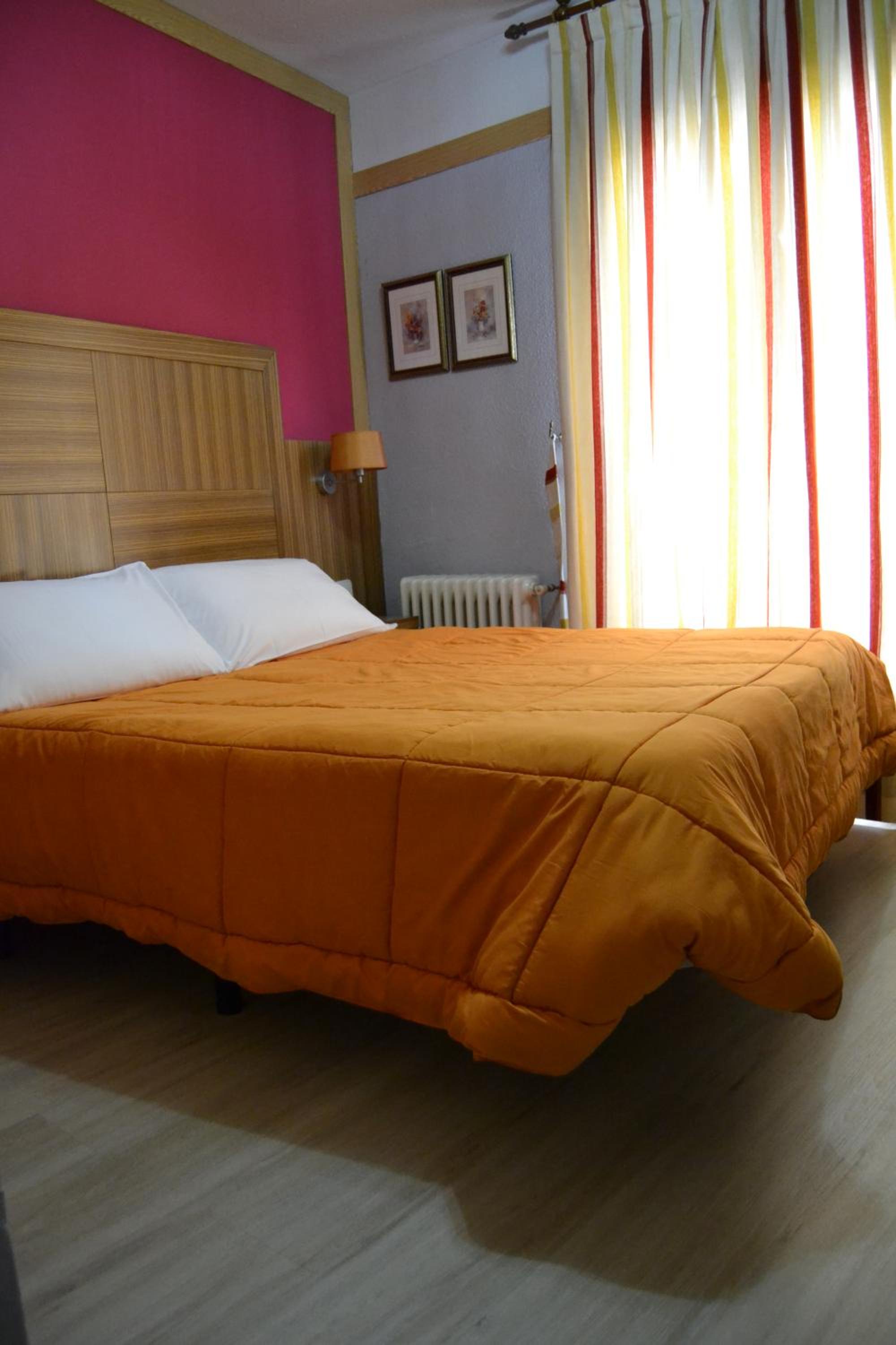 Hostal Don Juan I view 4