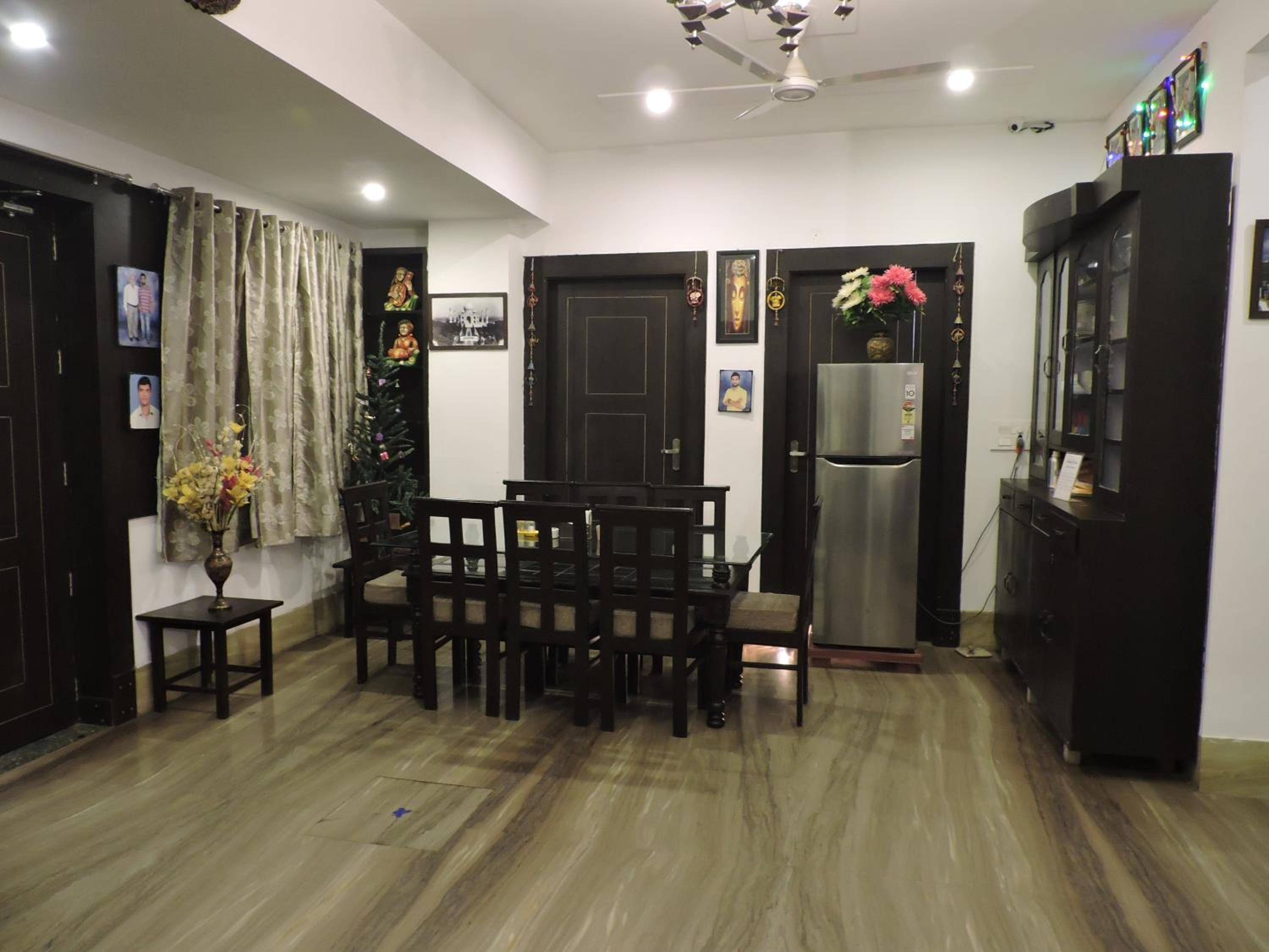 Pearl of Taj Home Stay
