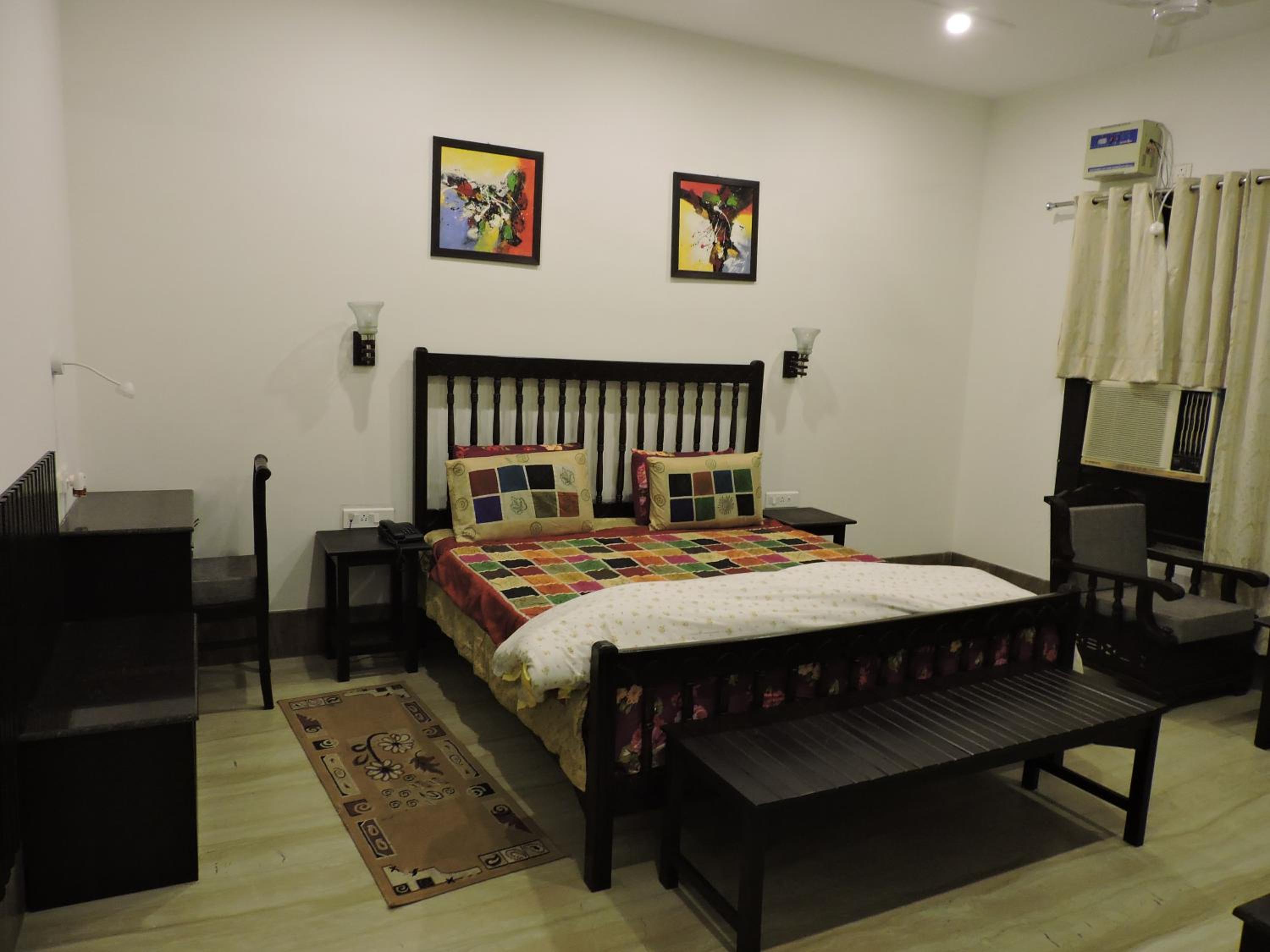 Pearl of Taj Home Stay