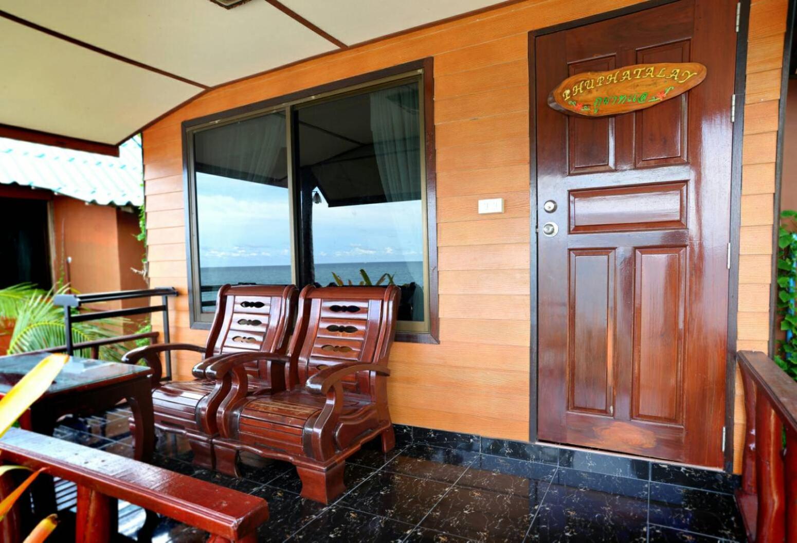Tongta Phaview Resort