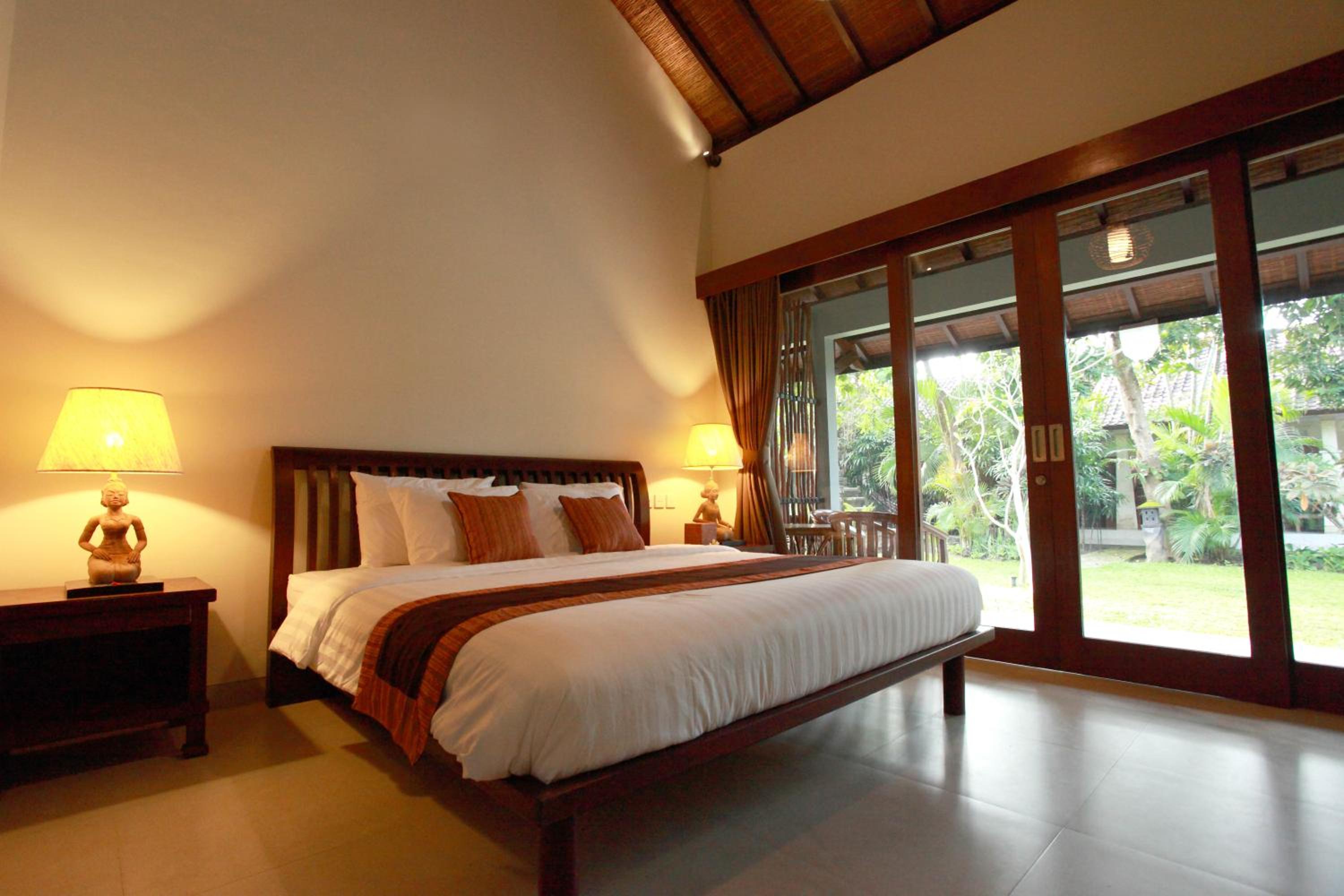 Adys Inn