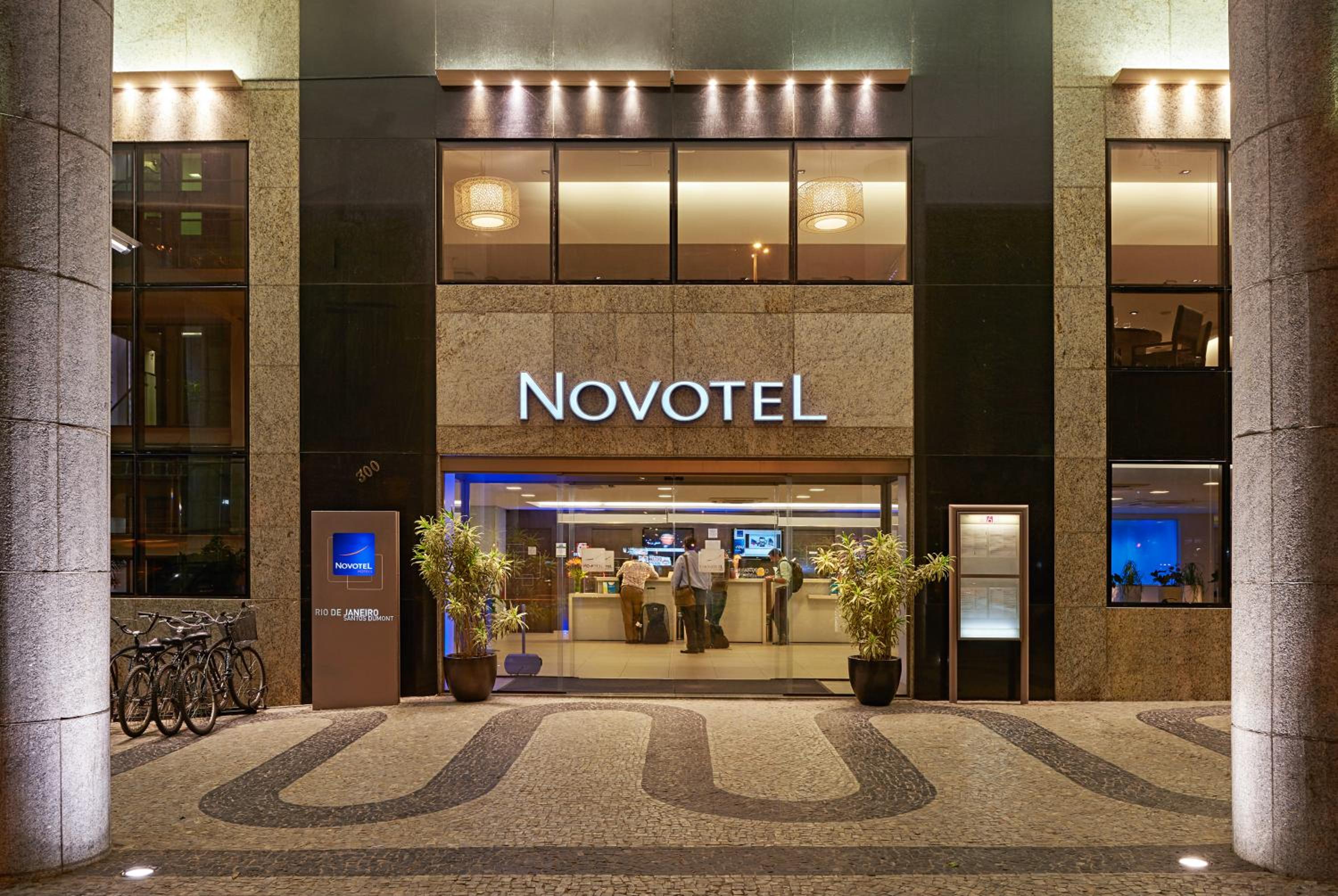 Hotel Novotel RJ Santos Dumont - Image 1