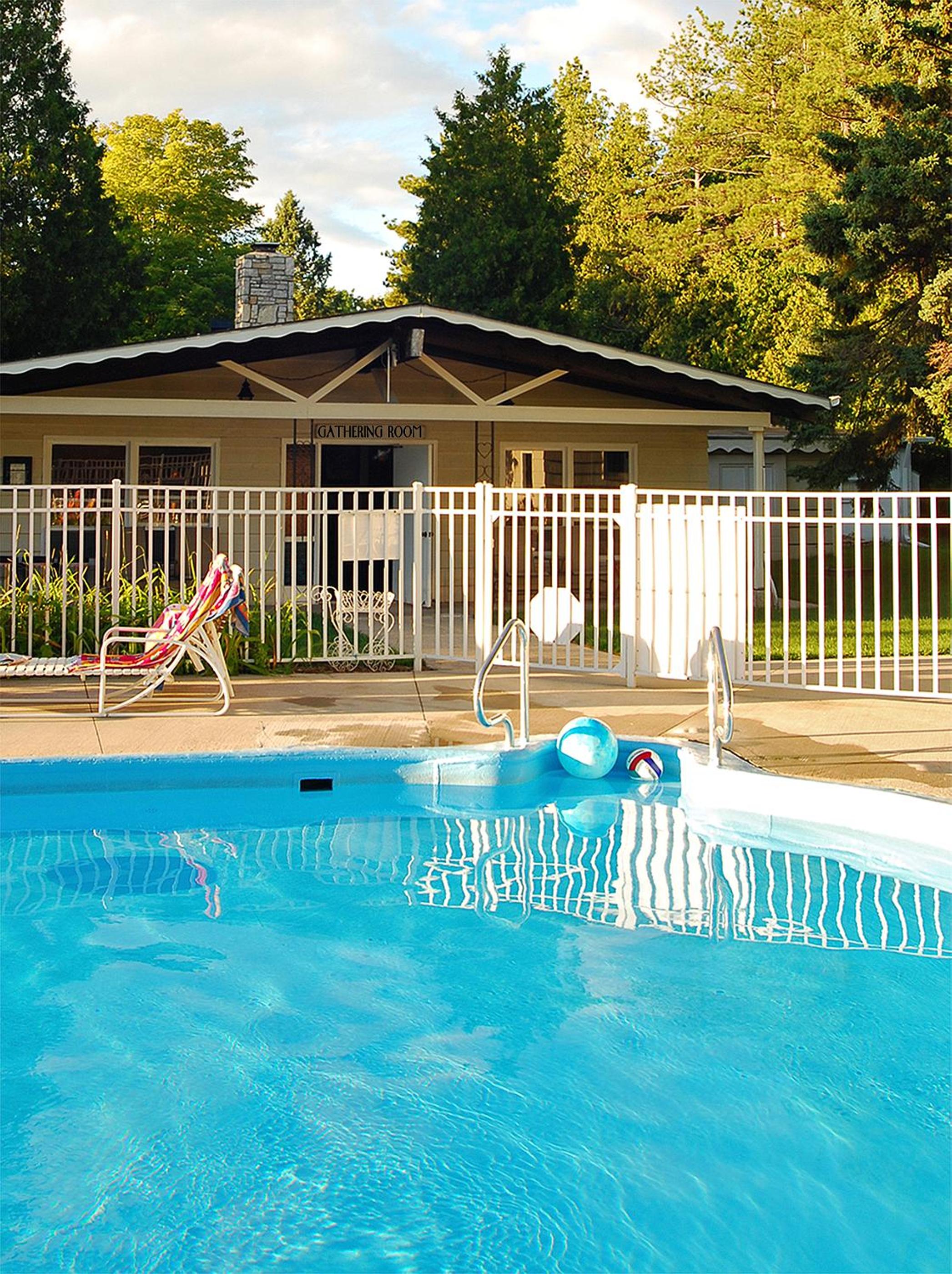Peninsula Park-View Resort