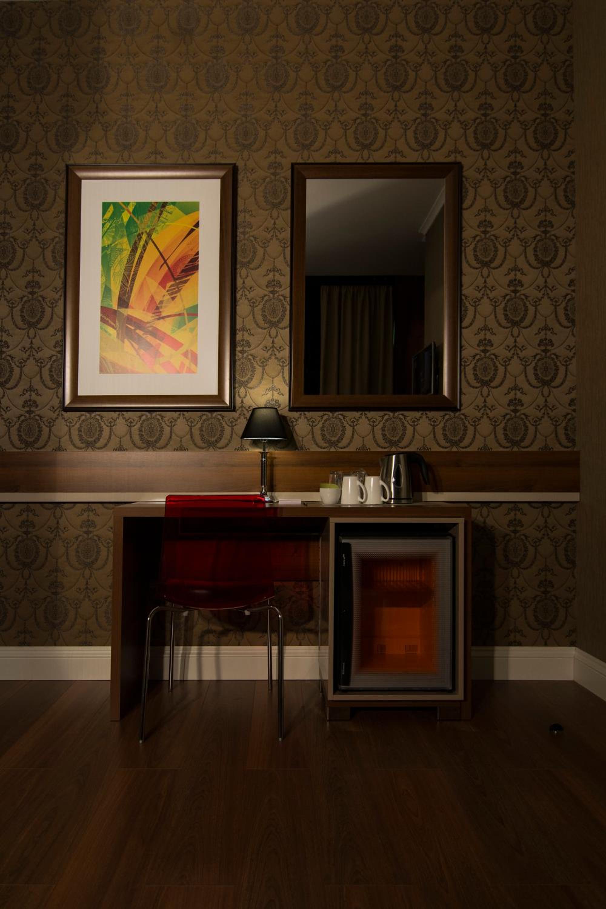 hotel room