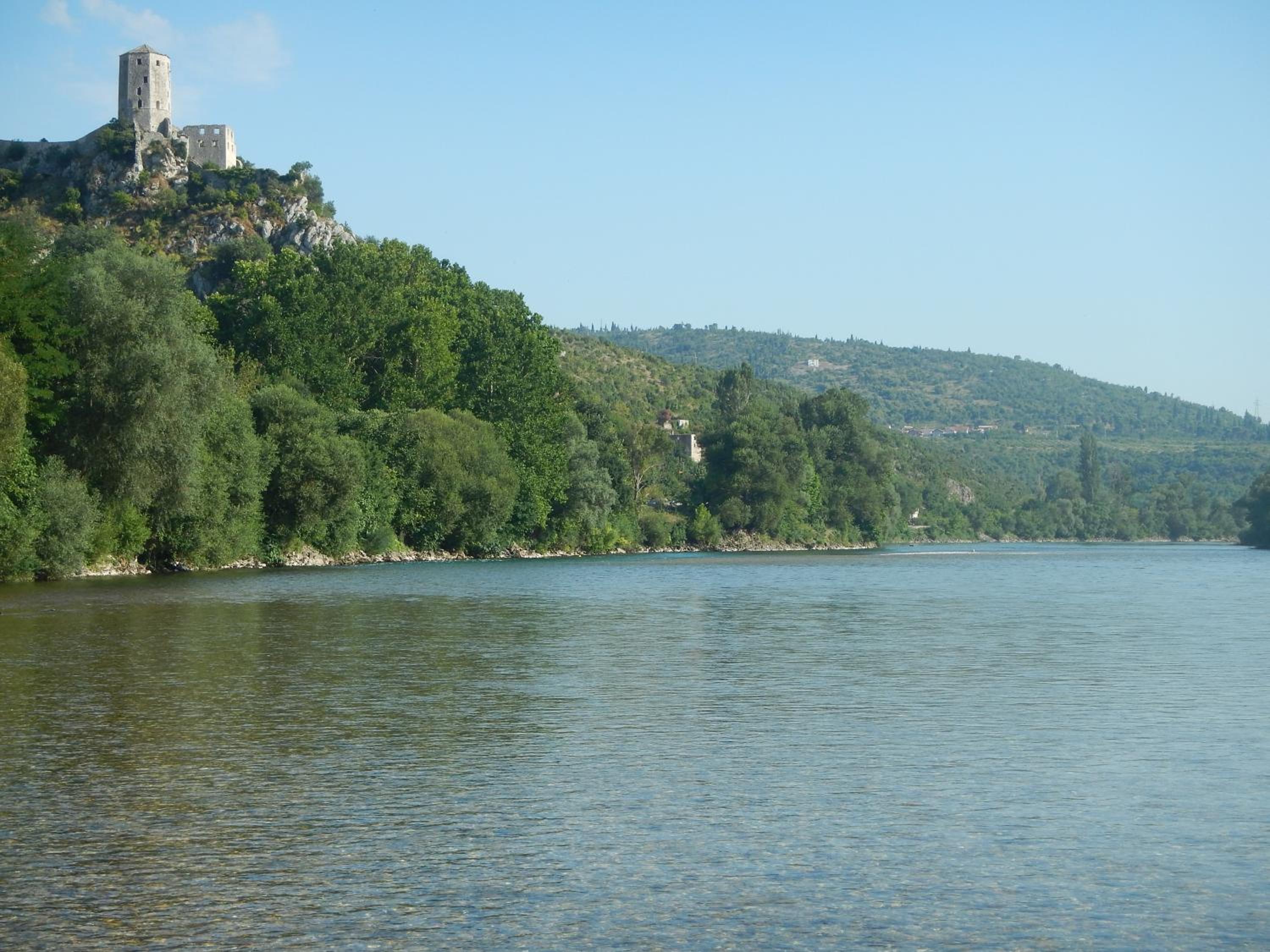 Riverside Guesthouse