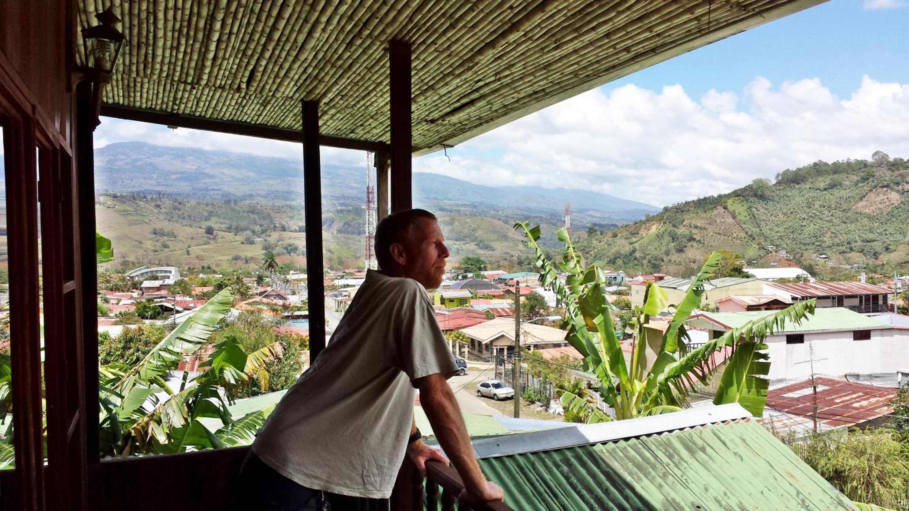 Montaña Linda Guest House Orosi