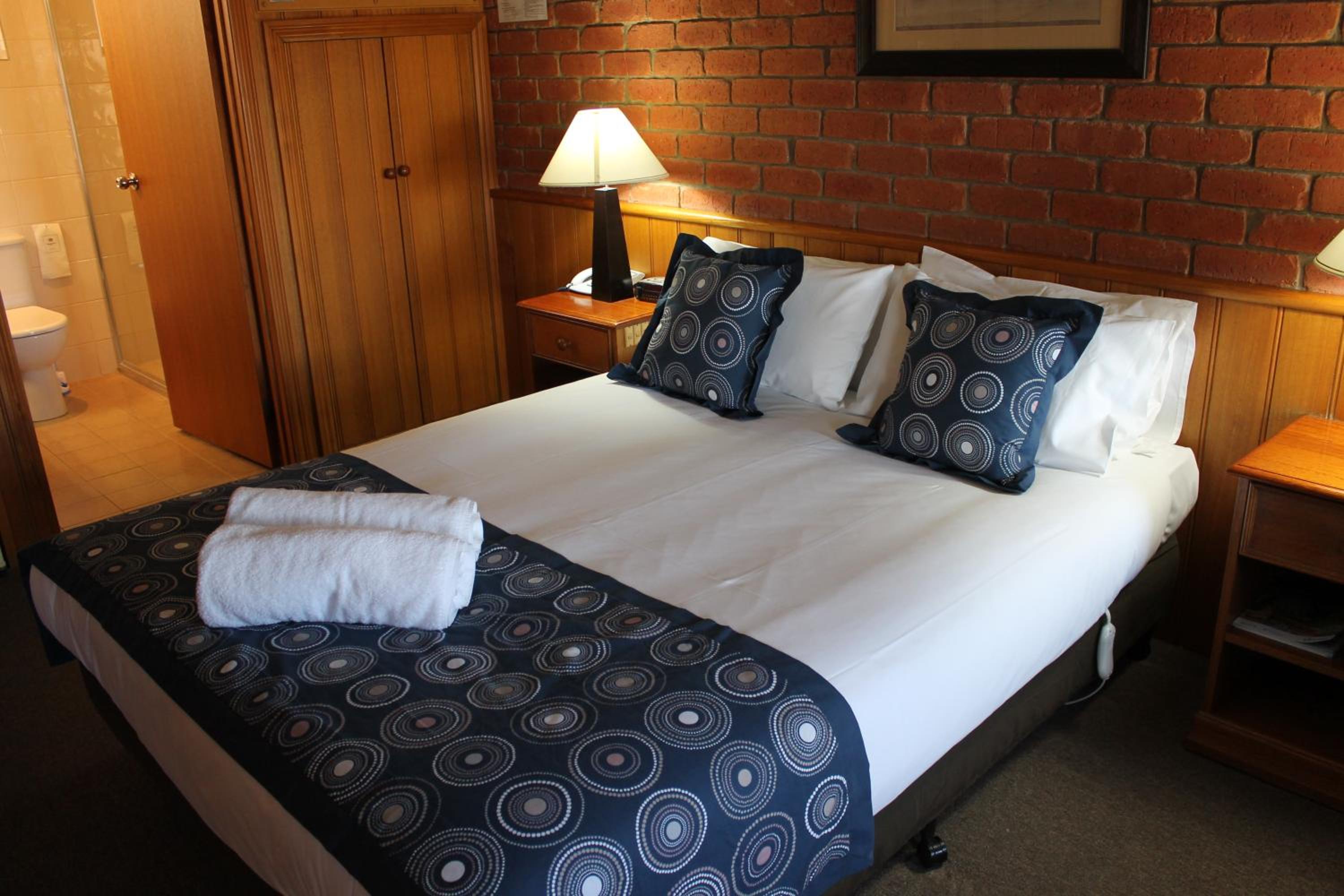 Bakery Hill Motel