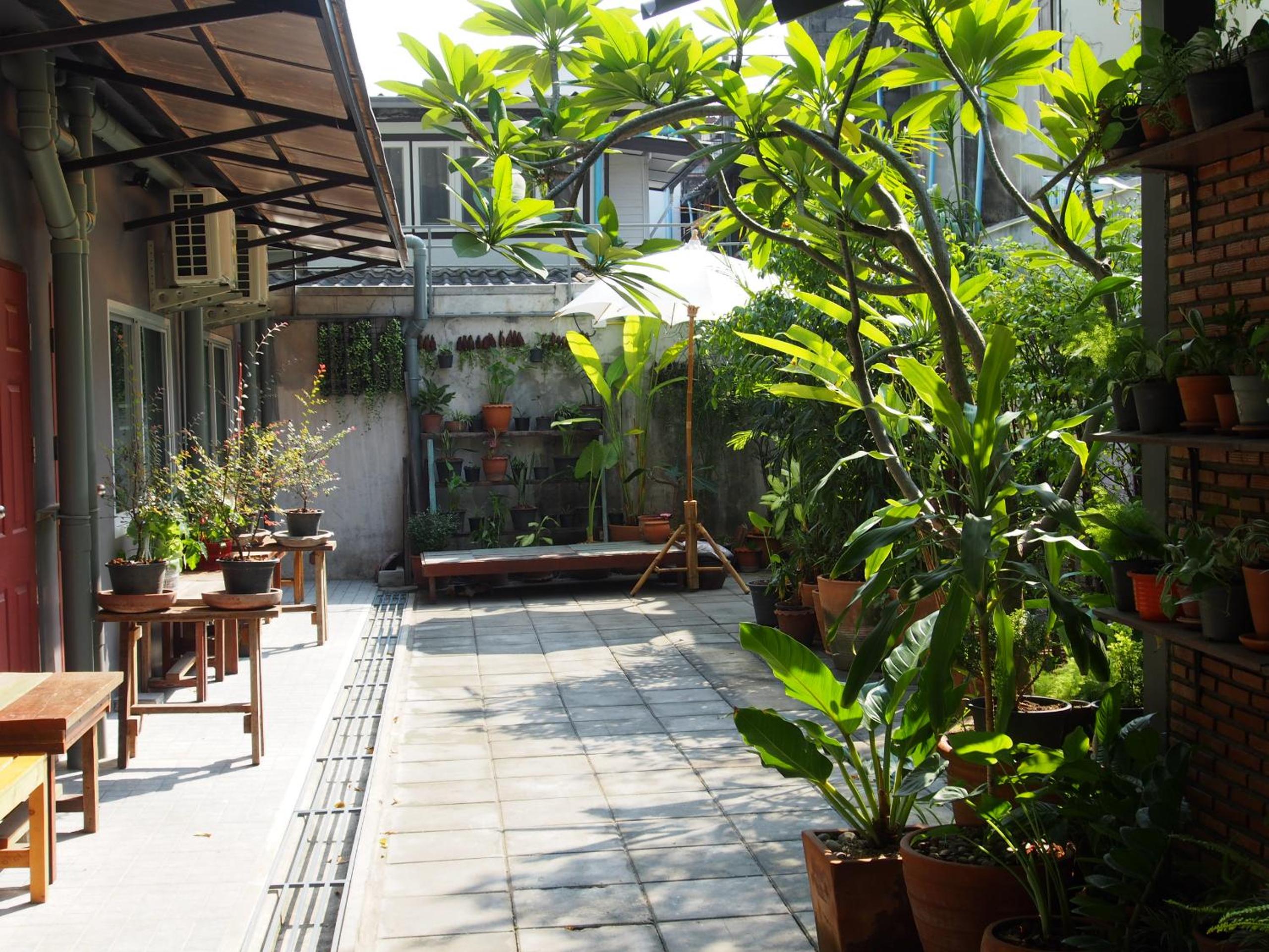 Sriyanar Place