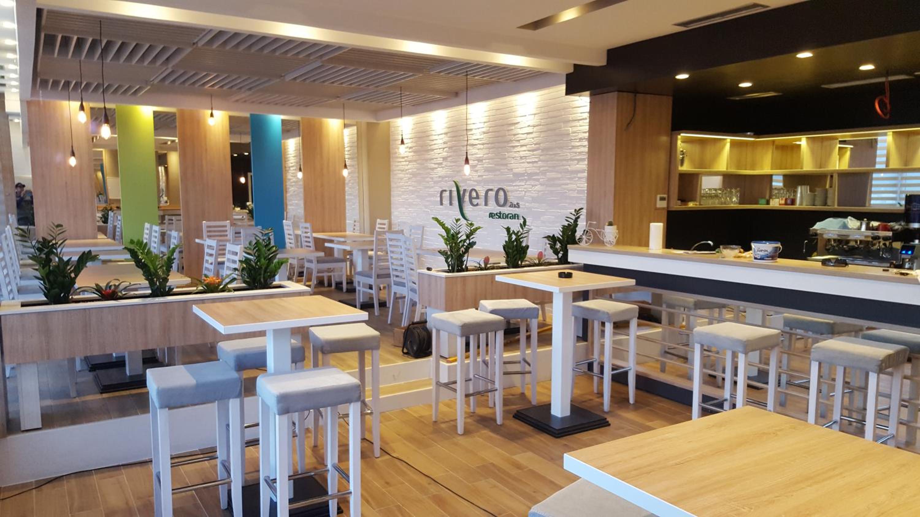 Hotel Rivero A&S