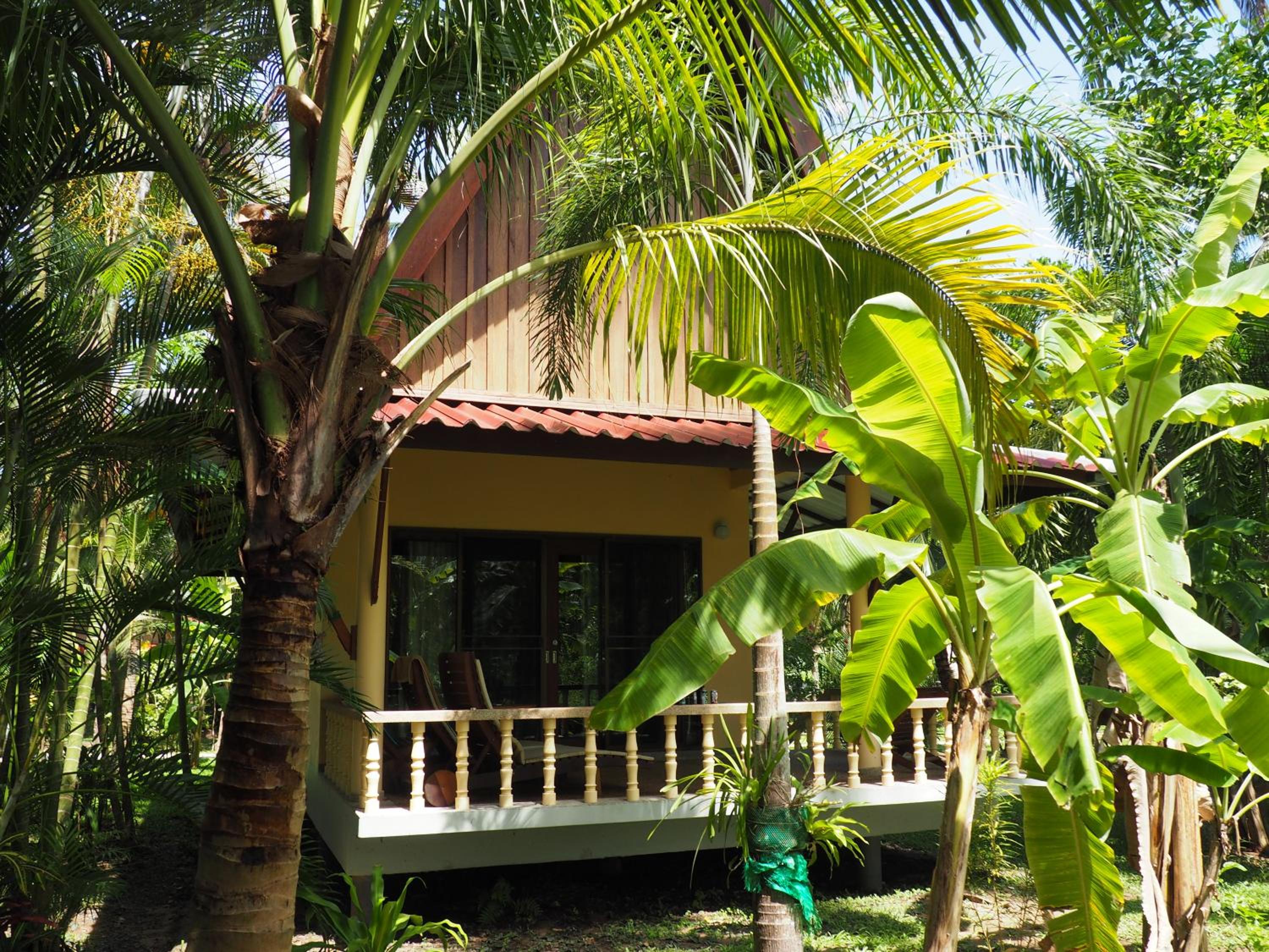 Lake View Bungalows