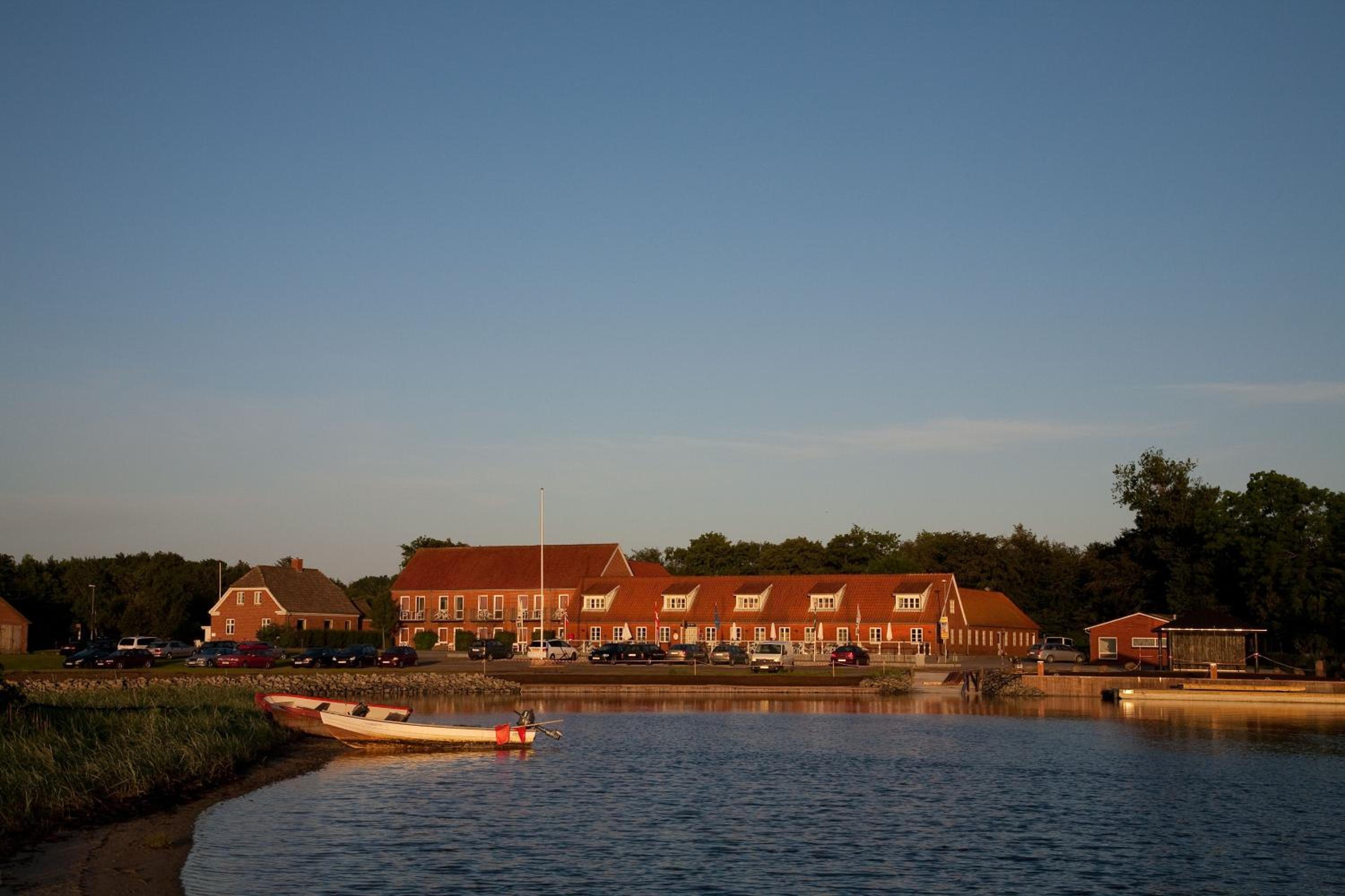 Tambohus Kro & Badehotel