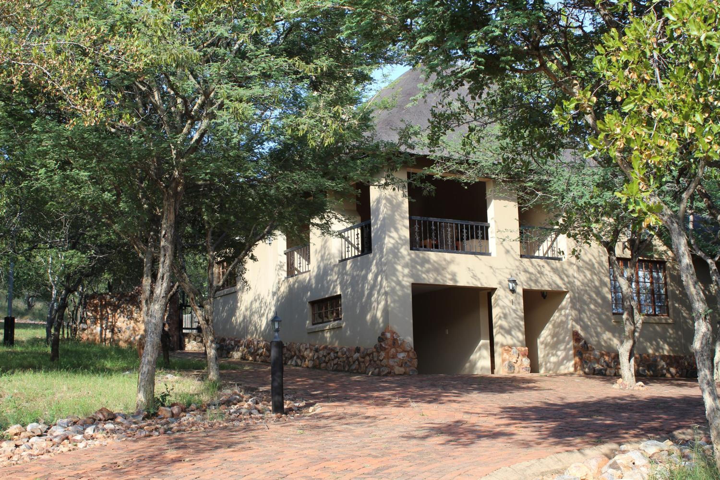 Thabaledi Game Lodge