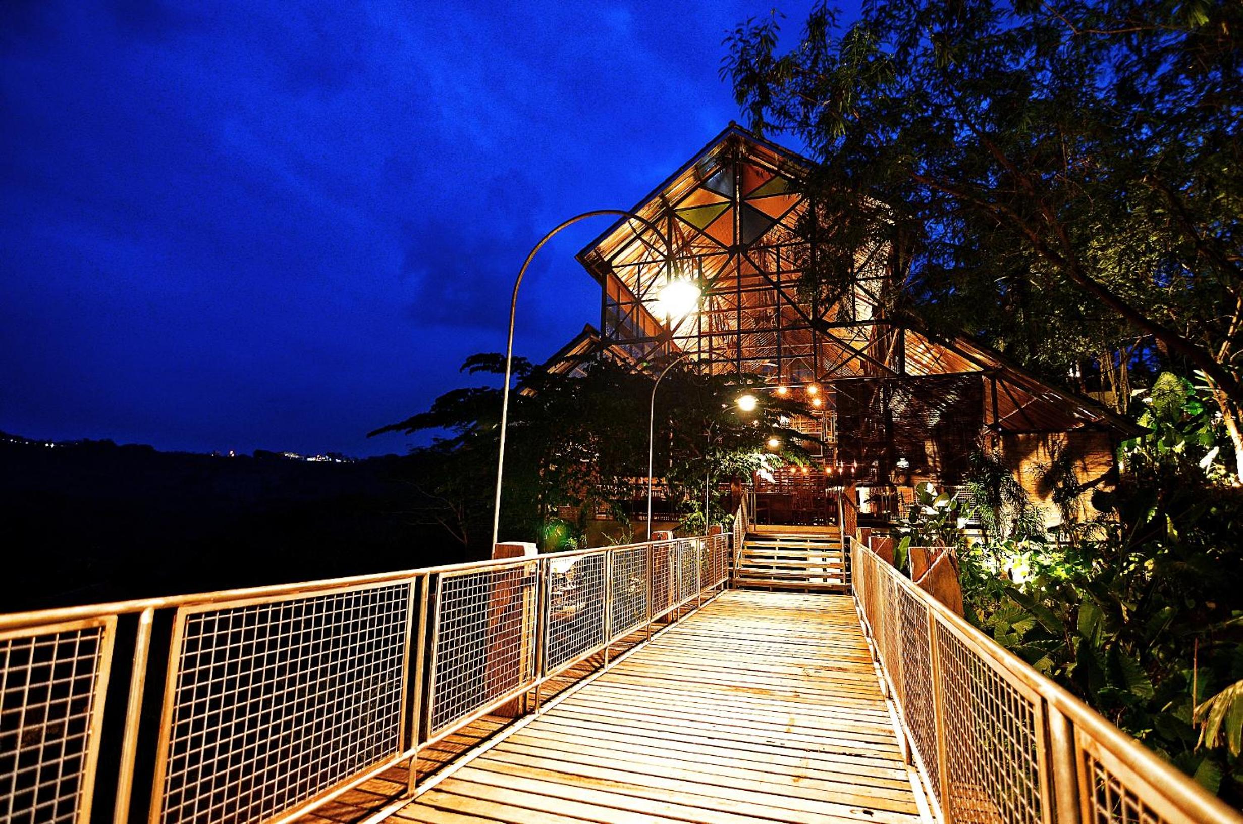 Hotel Desa Alamanis Resort Villa - Image 1