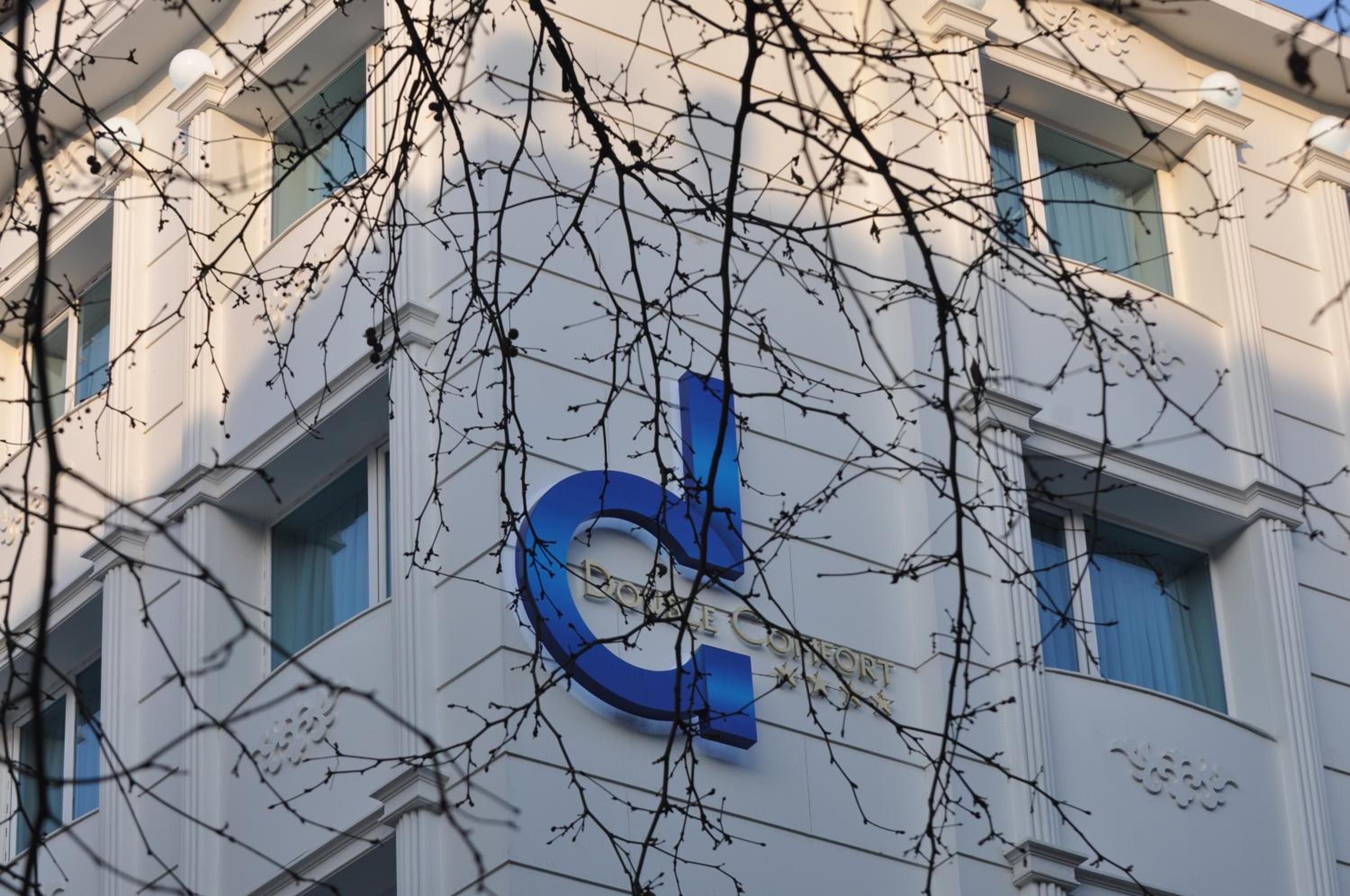 Double Comfort Hotel - Image 27