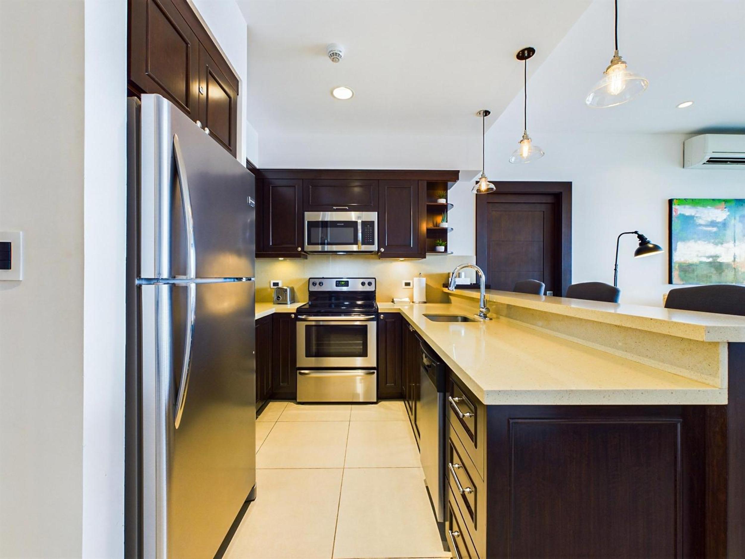 360 Splendor 302-Ocean View Condo-Breakfast