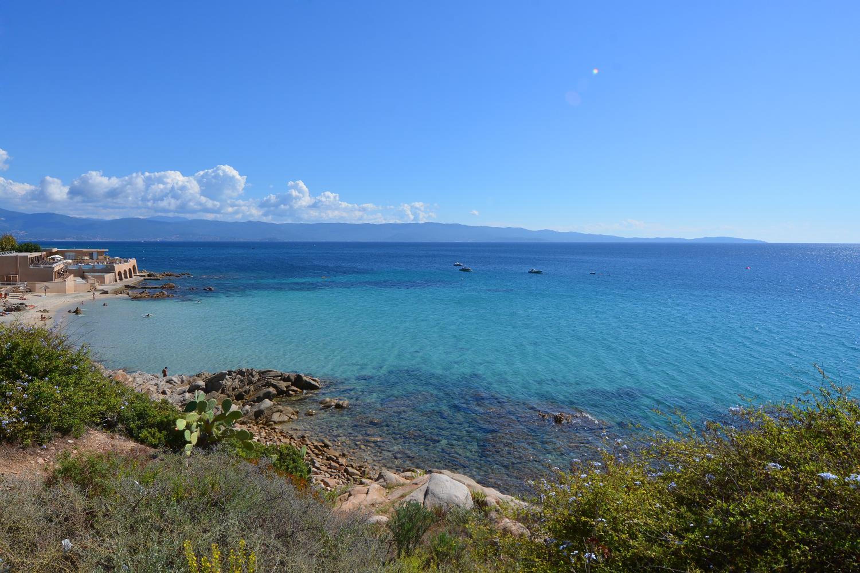Résidence Les Calanques, apartahotel con vistas al mar en Ajaccio