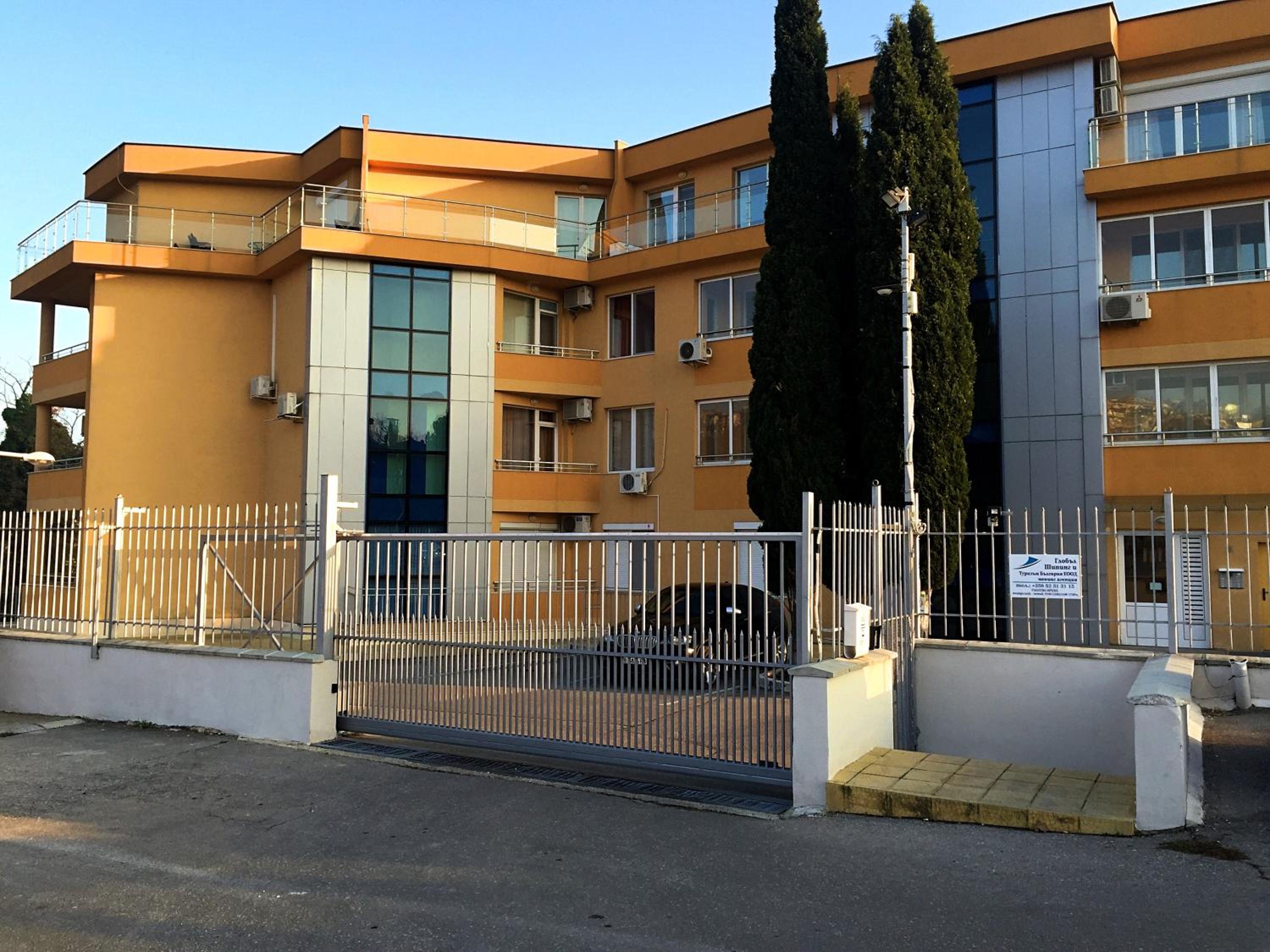 Varna Garden View Apartment