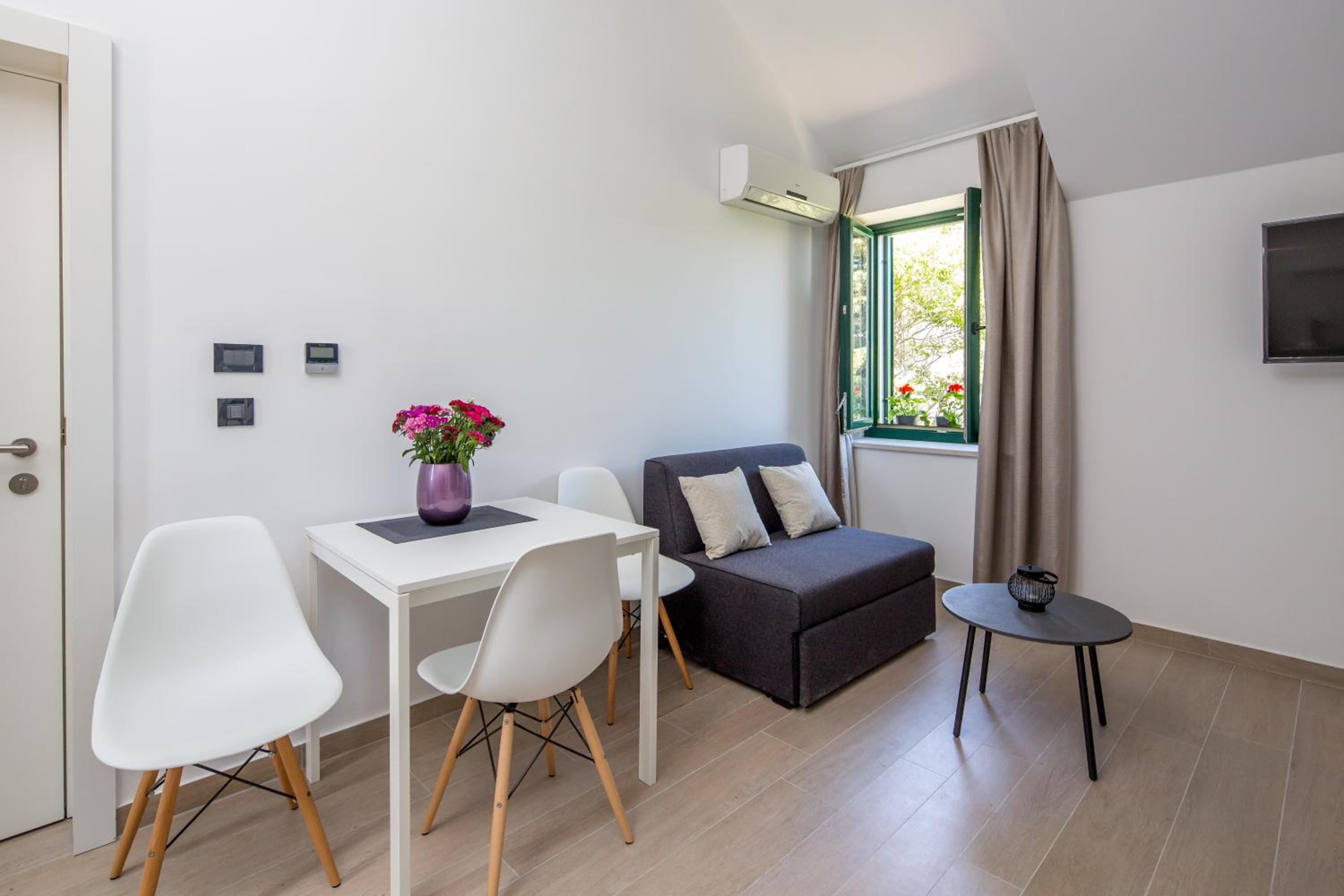 Apartments Korta