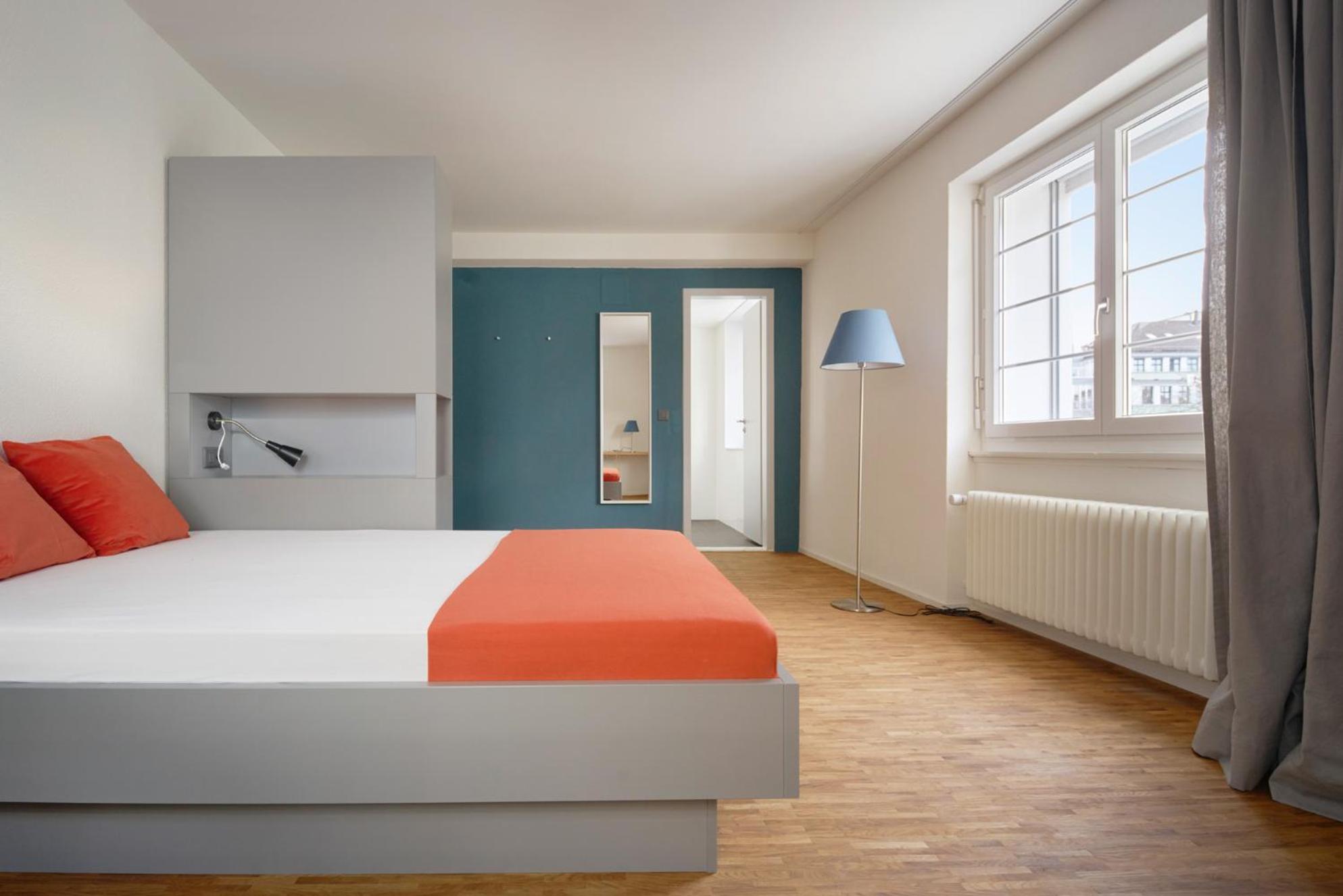 Josephine's Guesthouse - WOMEN ONLY with rooftop and community area