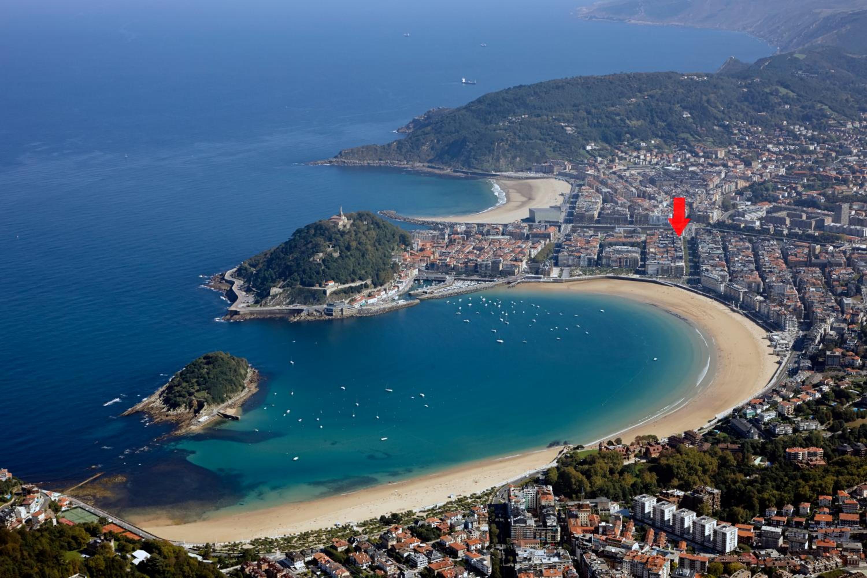 Ambrosse by FeelFree Rentals