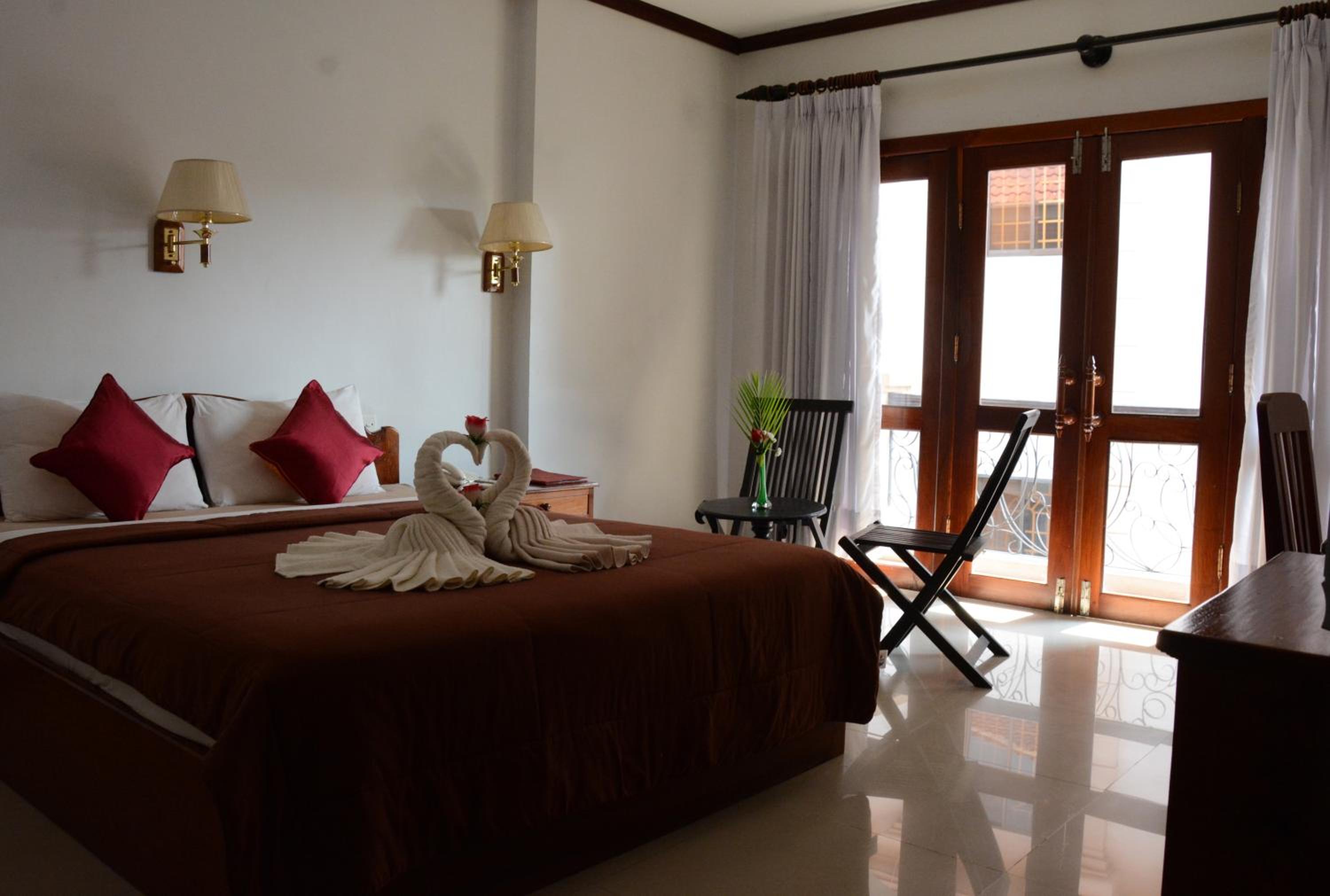 Mom's Guesthouse