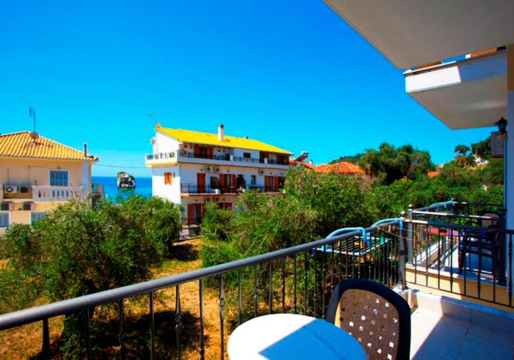 Sideris Lambros Rooms view 4