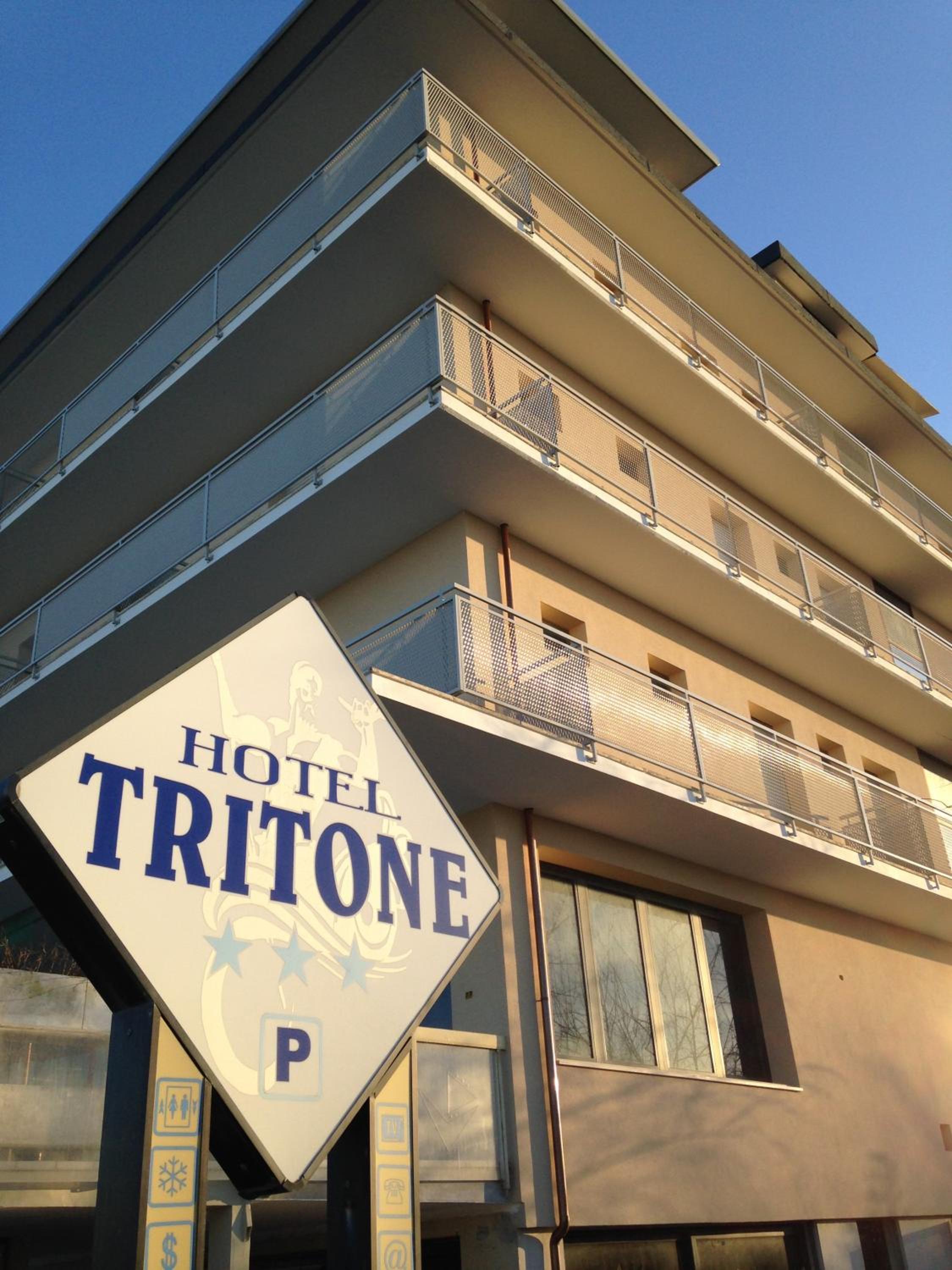 Hotel Tritone Rimini - Image 1