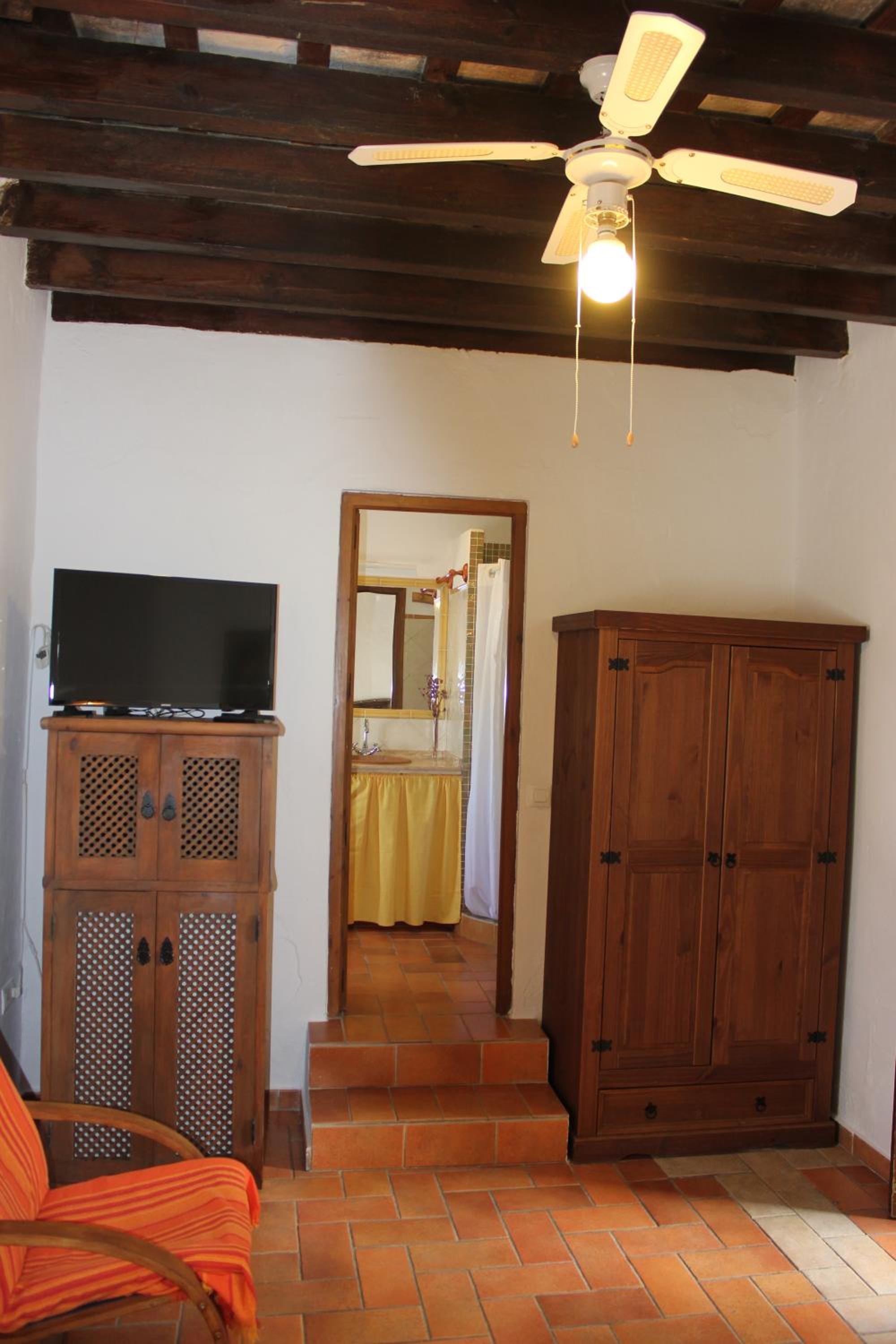 Photo 51