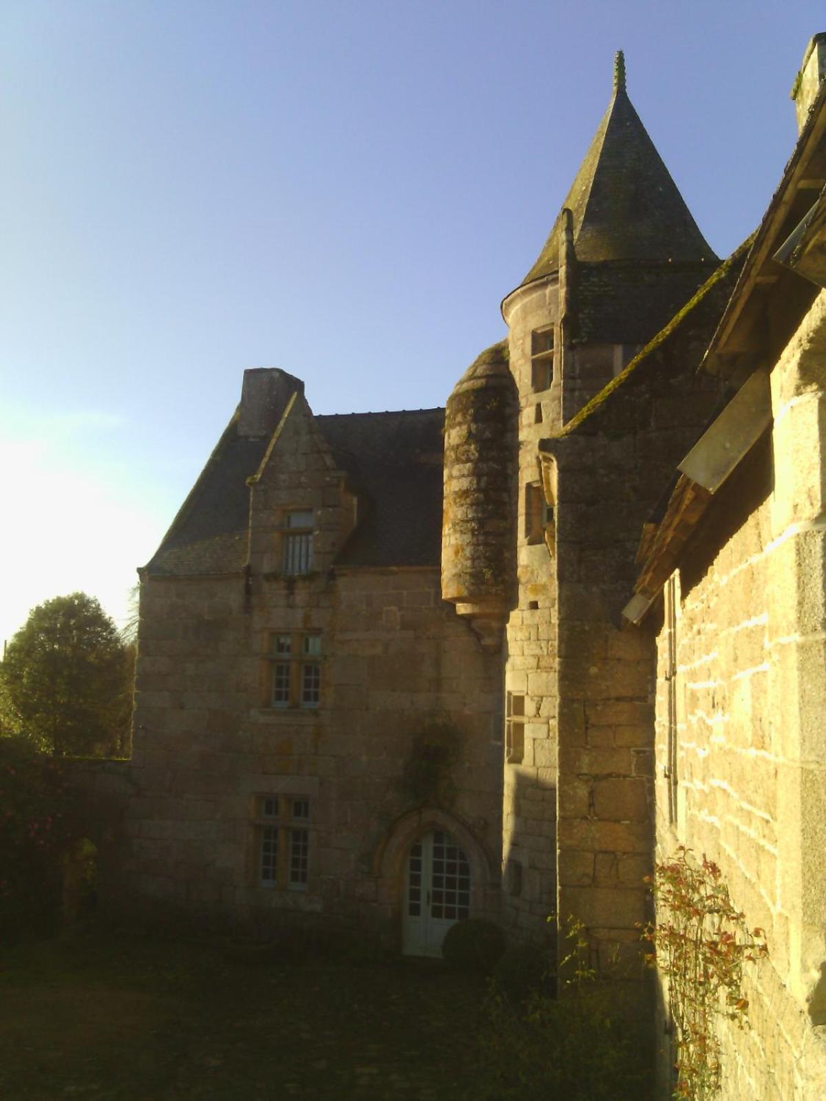 Manoir de Kerguéréon