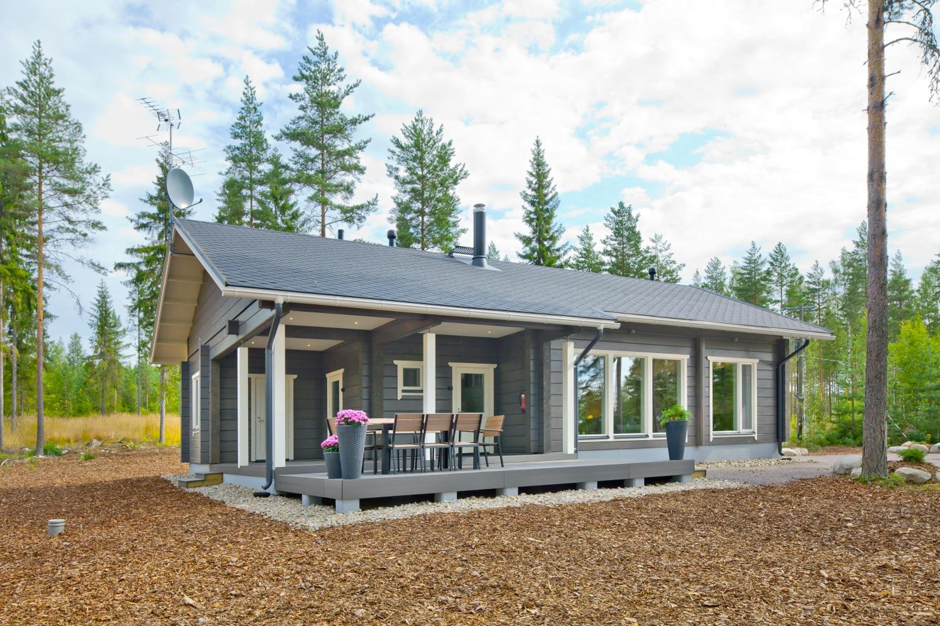 Lakeside Cottages