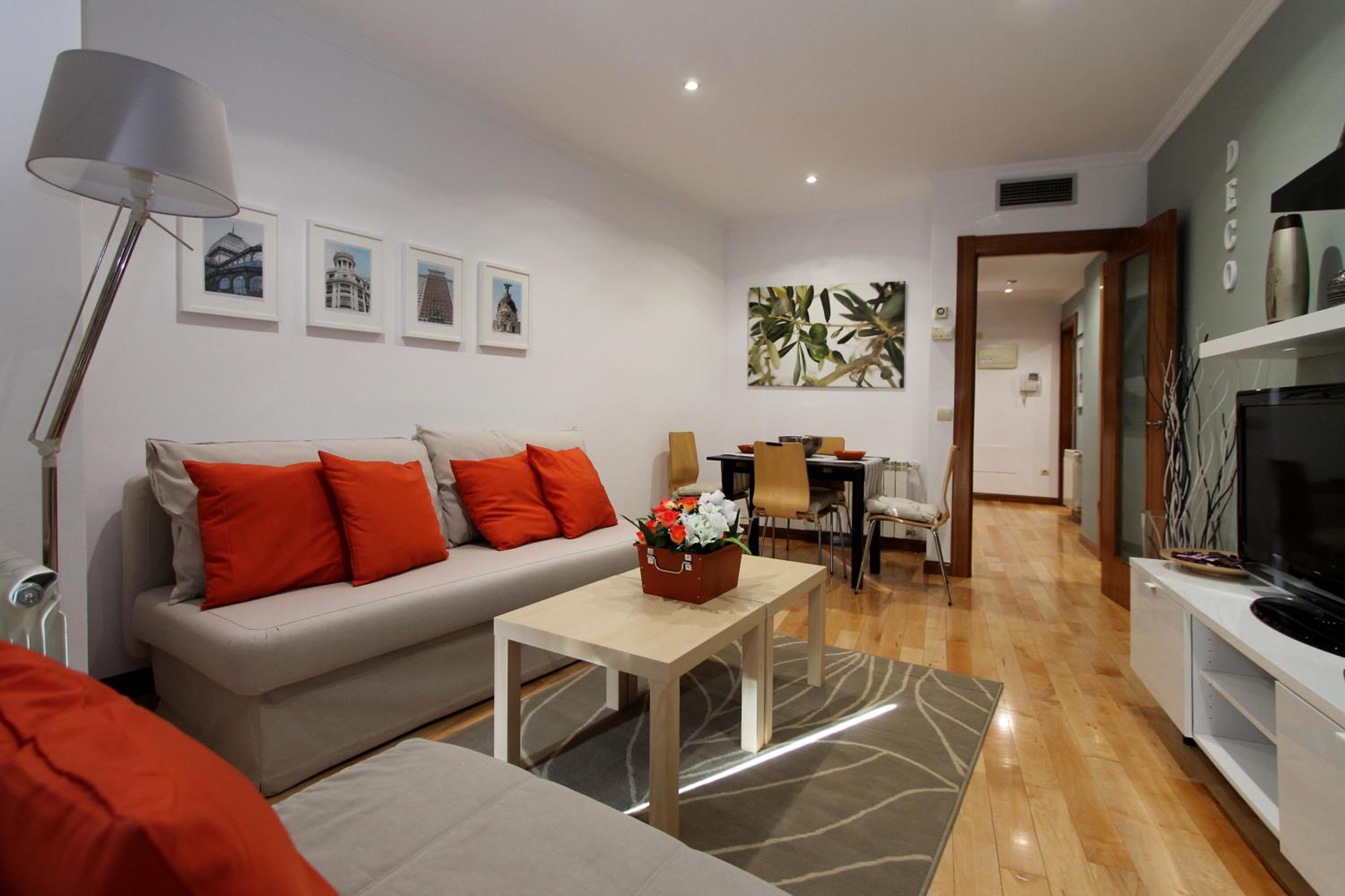 Apartamentos Adelfas